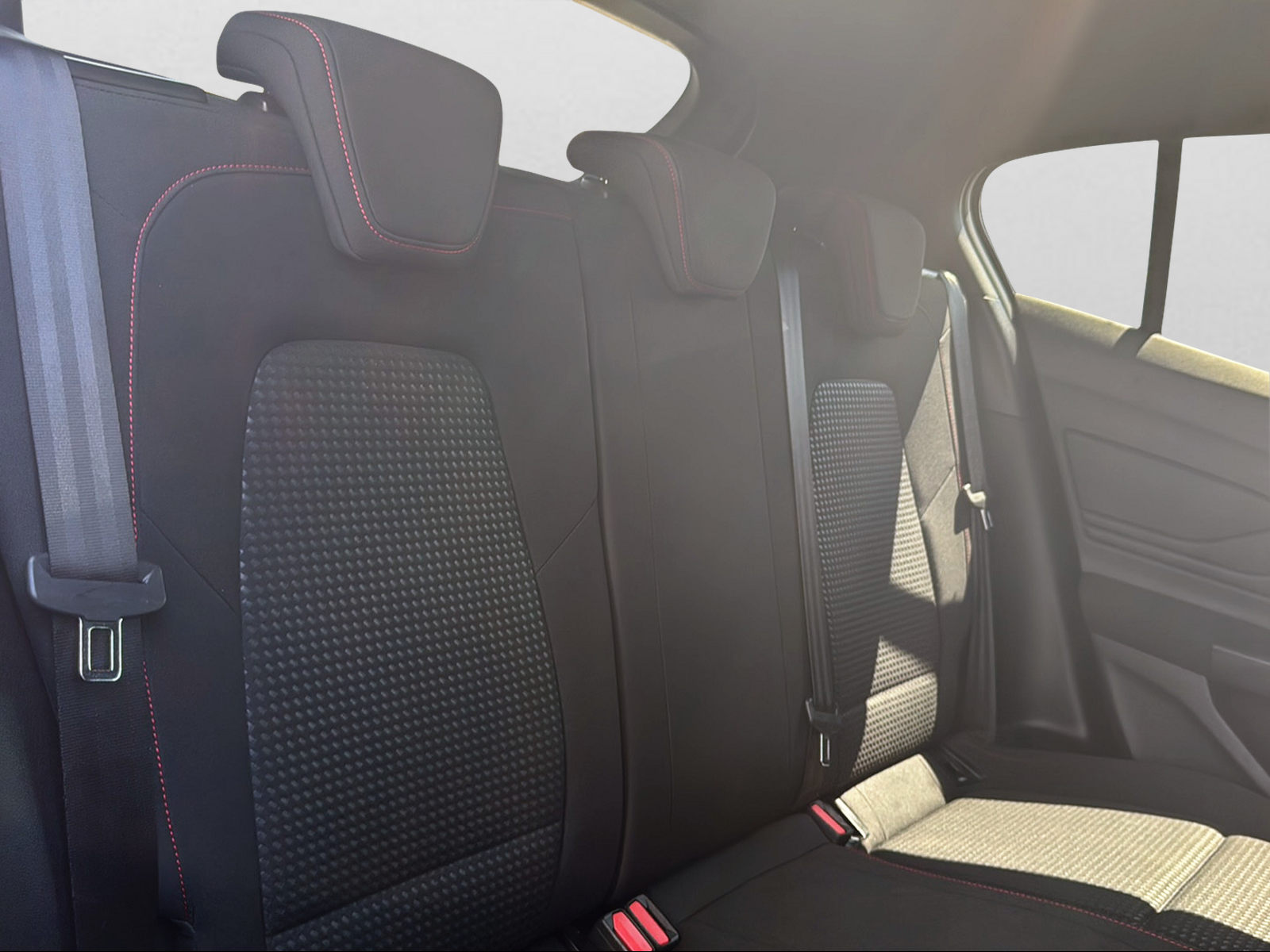 FORD Focus 1.0 SCTi ST Line Automatic-image-14