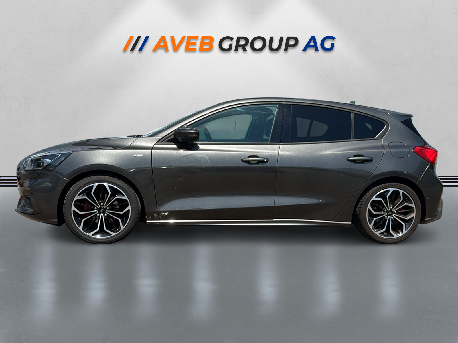 FORD Focus 1.0 SCTi ST Line Automatic-image-3