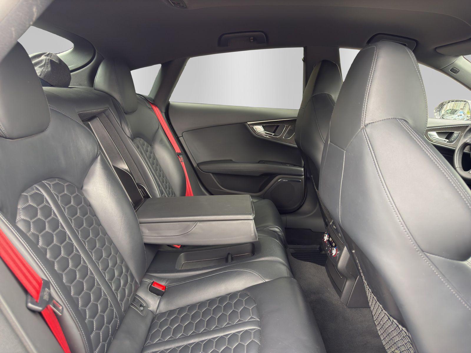 AUDI RS7 Sportback 4.0 V8 TFSI quattro T-Tronic-image-11