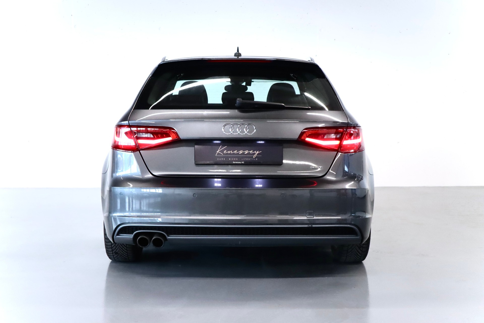 AUDI A3 SPORTBACK 1.8 TFSI | QUATTRO | S-LINE | AUTOMAT-image-4