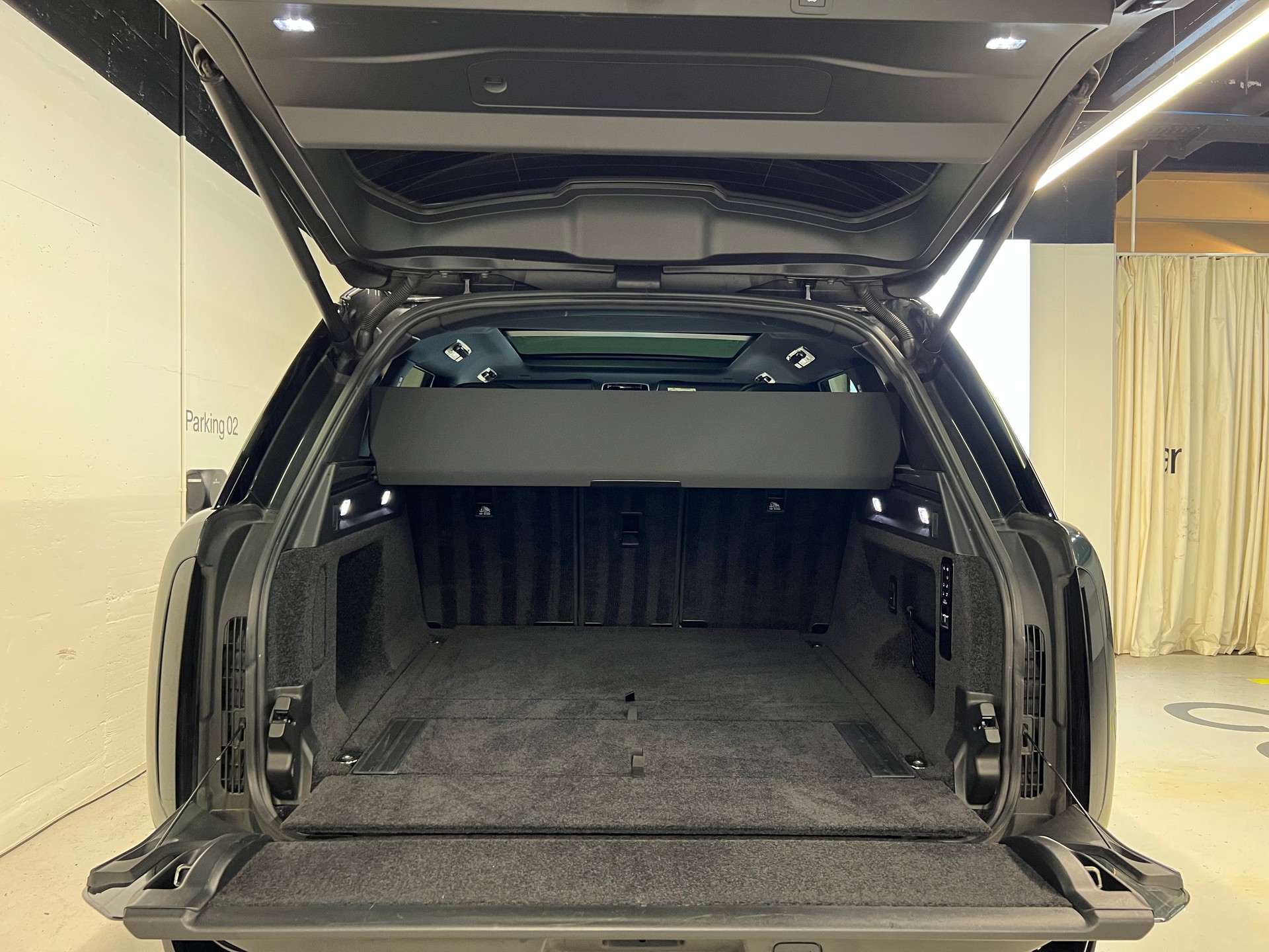LAND ROVER Range Rover 3.0 D I6 350 HSE-image-11