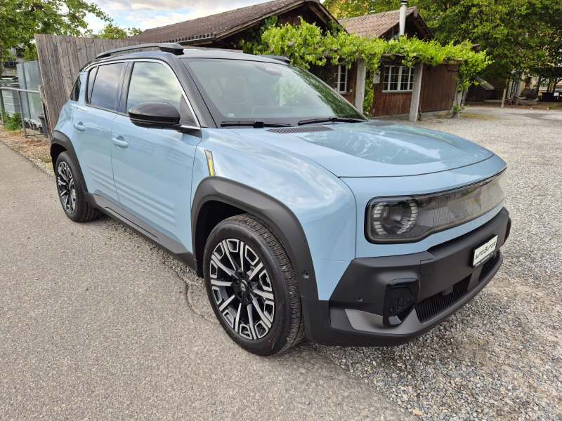 RENAULT R4 E-Tech Comfort Range iconic-image-1