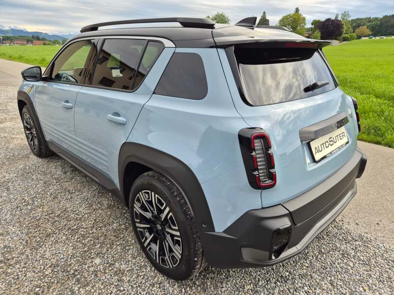 RENAULT R4 E-Tech Comfort Range iconic-image-3
