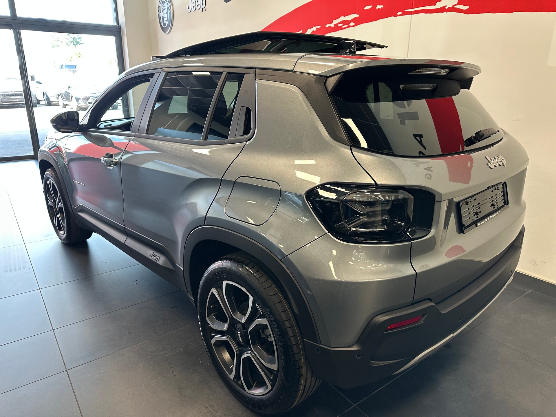 JEEP Avenger 1.2 Summit Sky-image-14