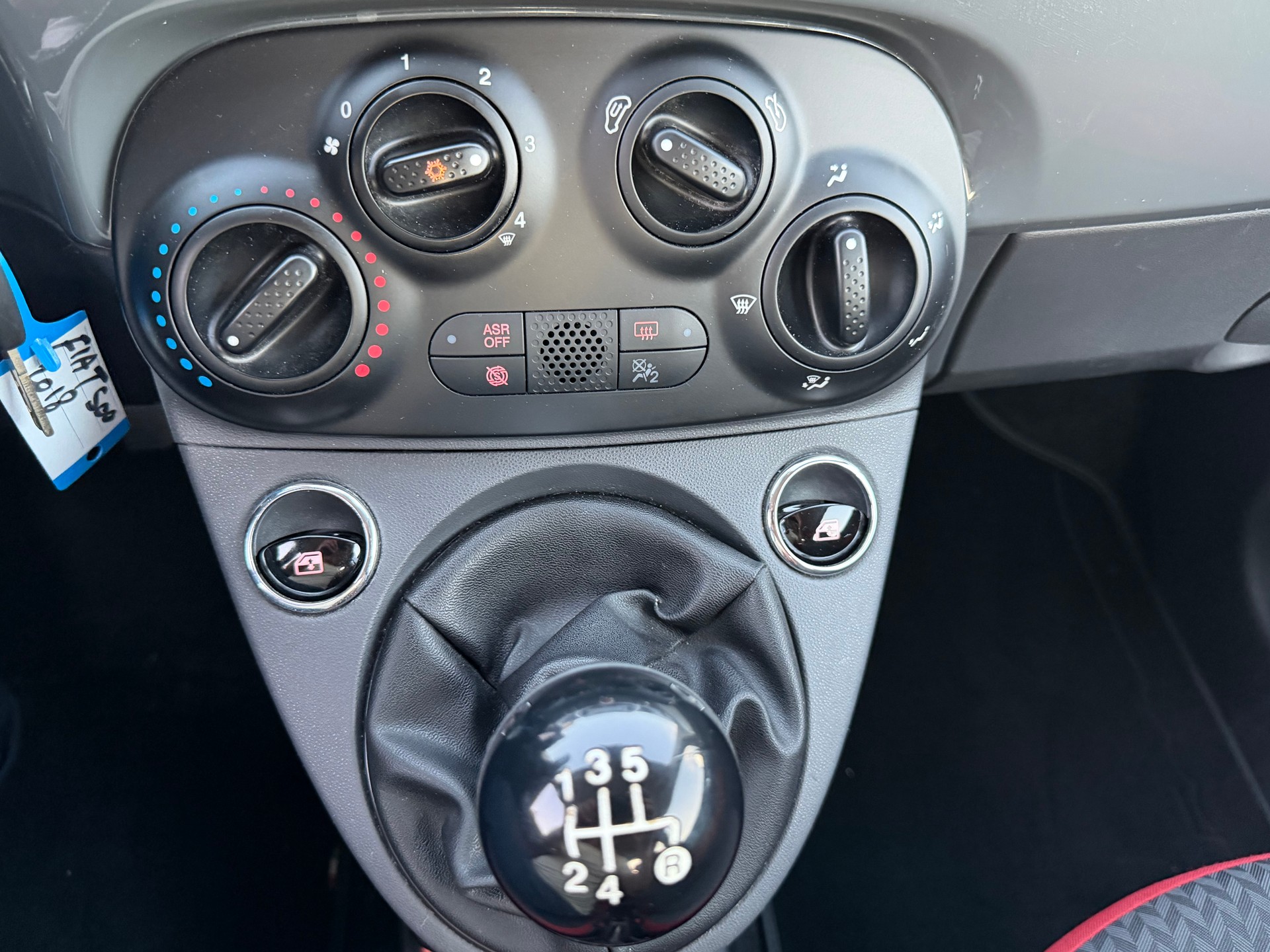 FIAT 500C 0.9 Twinair Lounge-image-10