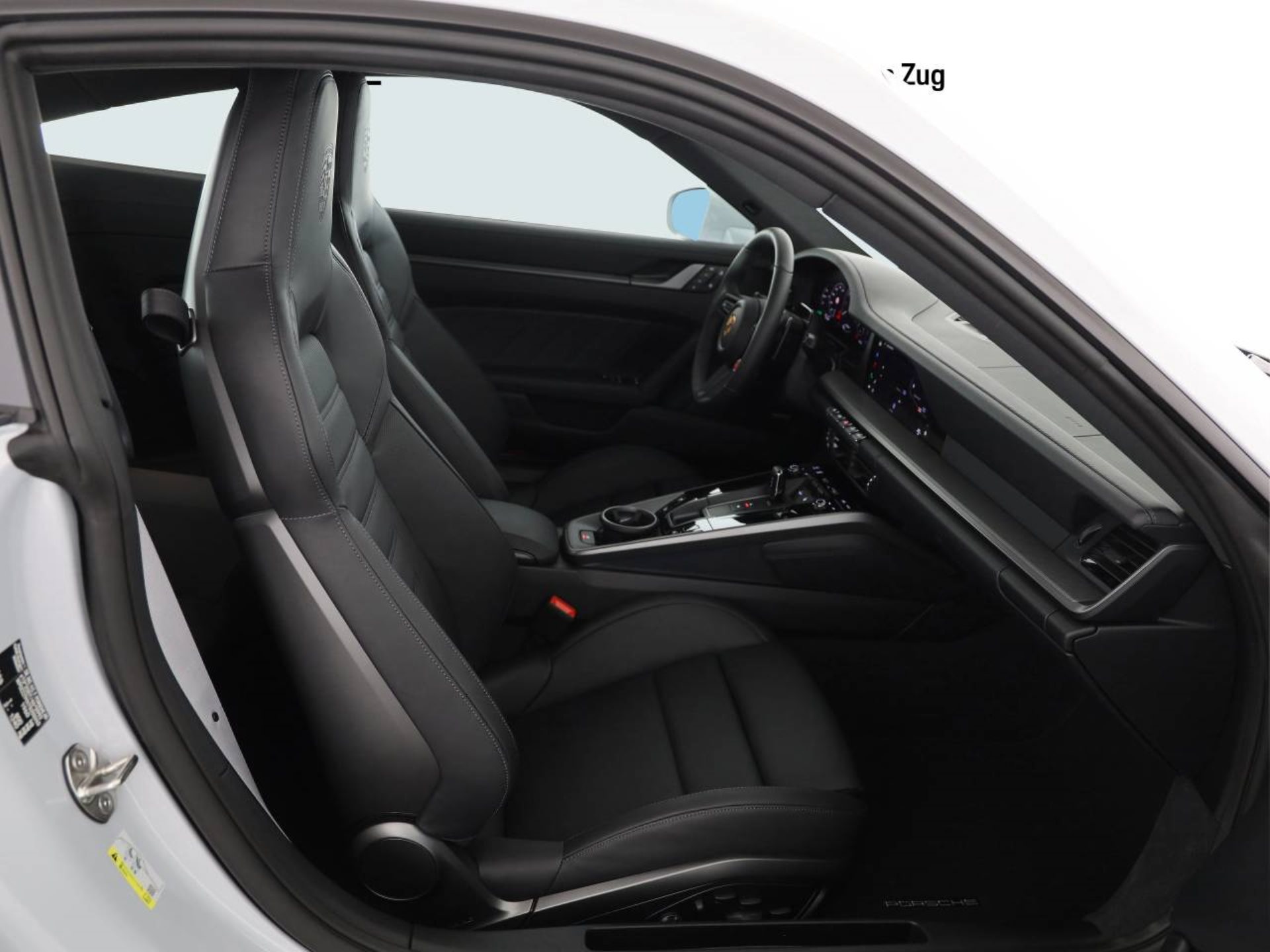PORSCHE 911 Carrera-image-9