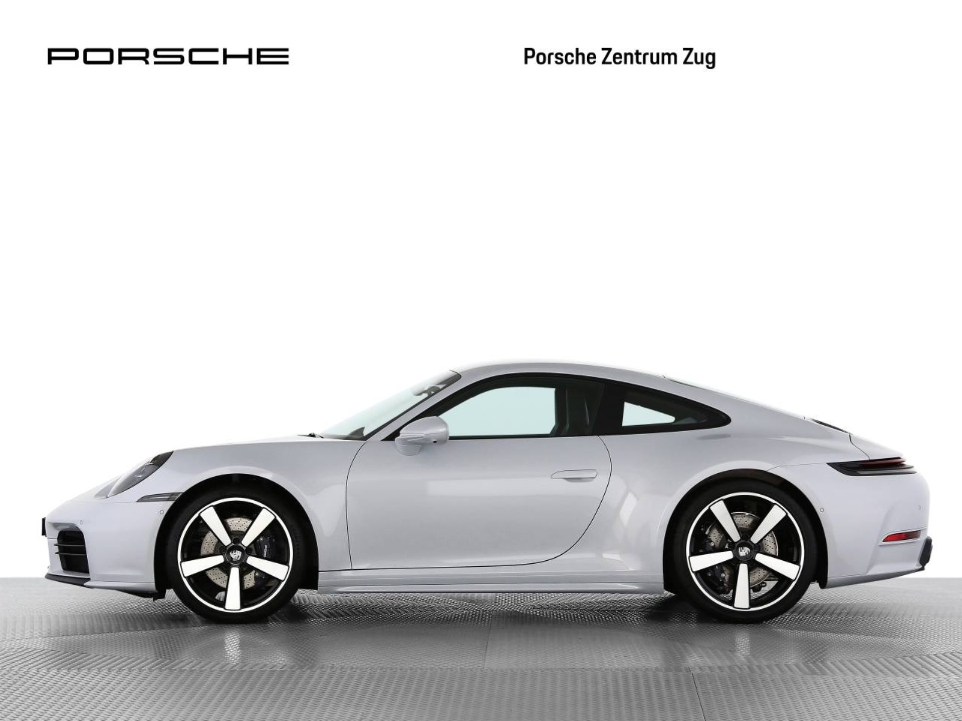 PORSCHE 911 Carrera-image-6