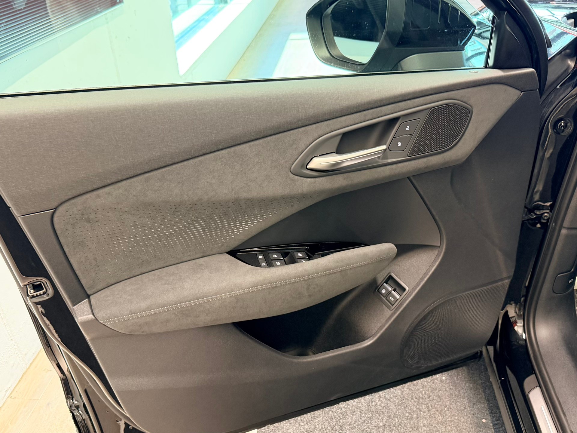 AUDI Q3 Sportback e-hybrid 200 kW S tronig-image-11