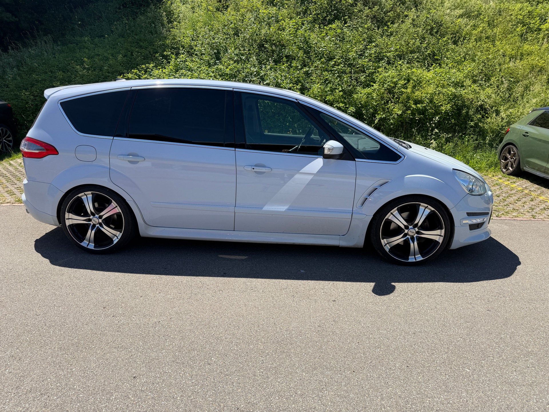 FORD S-Max 2.0 SCTi TitaniumS PowerShift-showroom-element-3