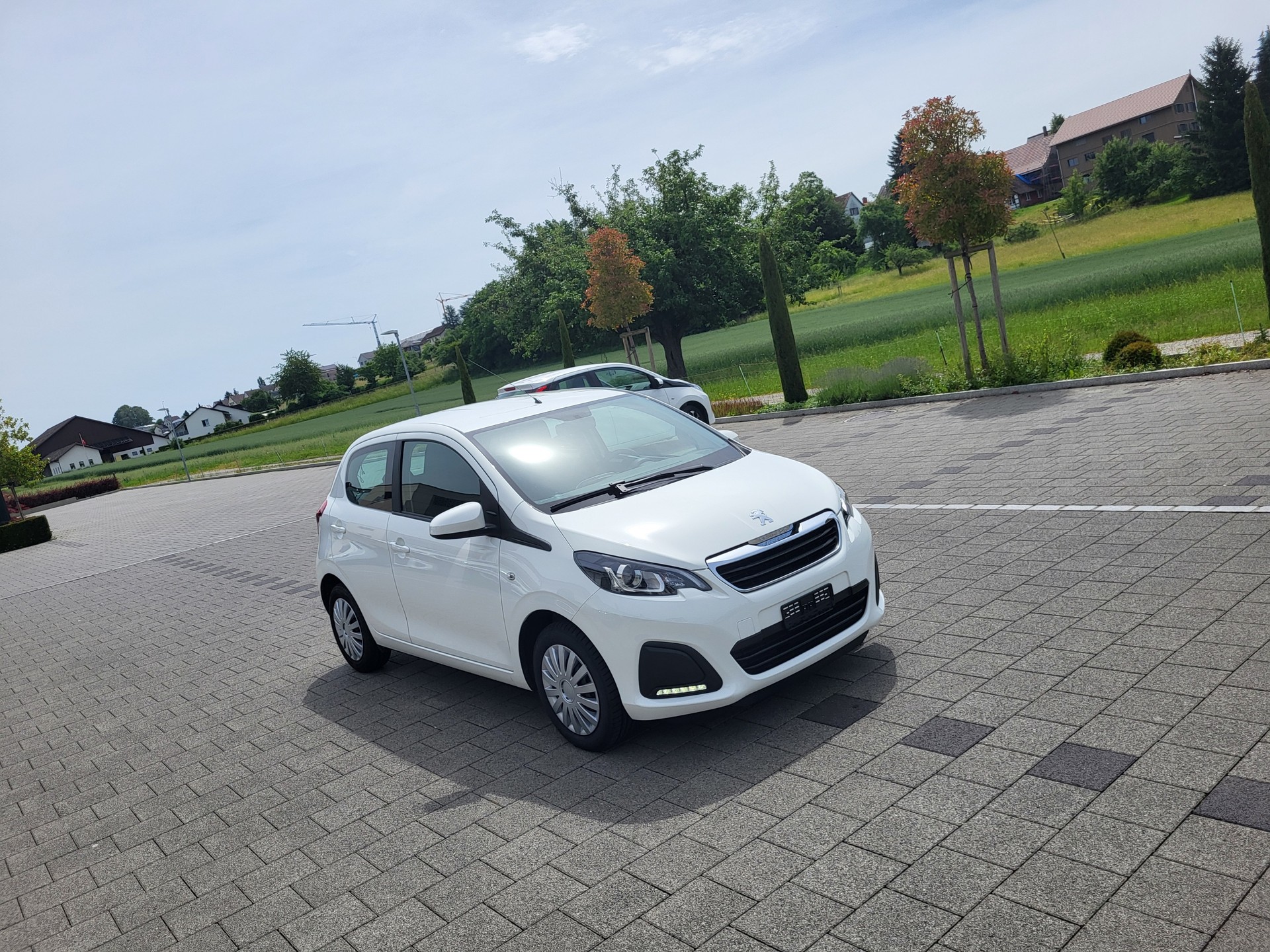 PEUGEOT 108 1.0 VTi Active ETG-image-0