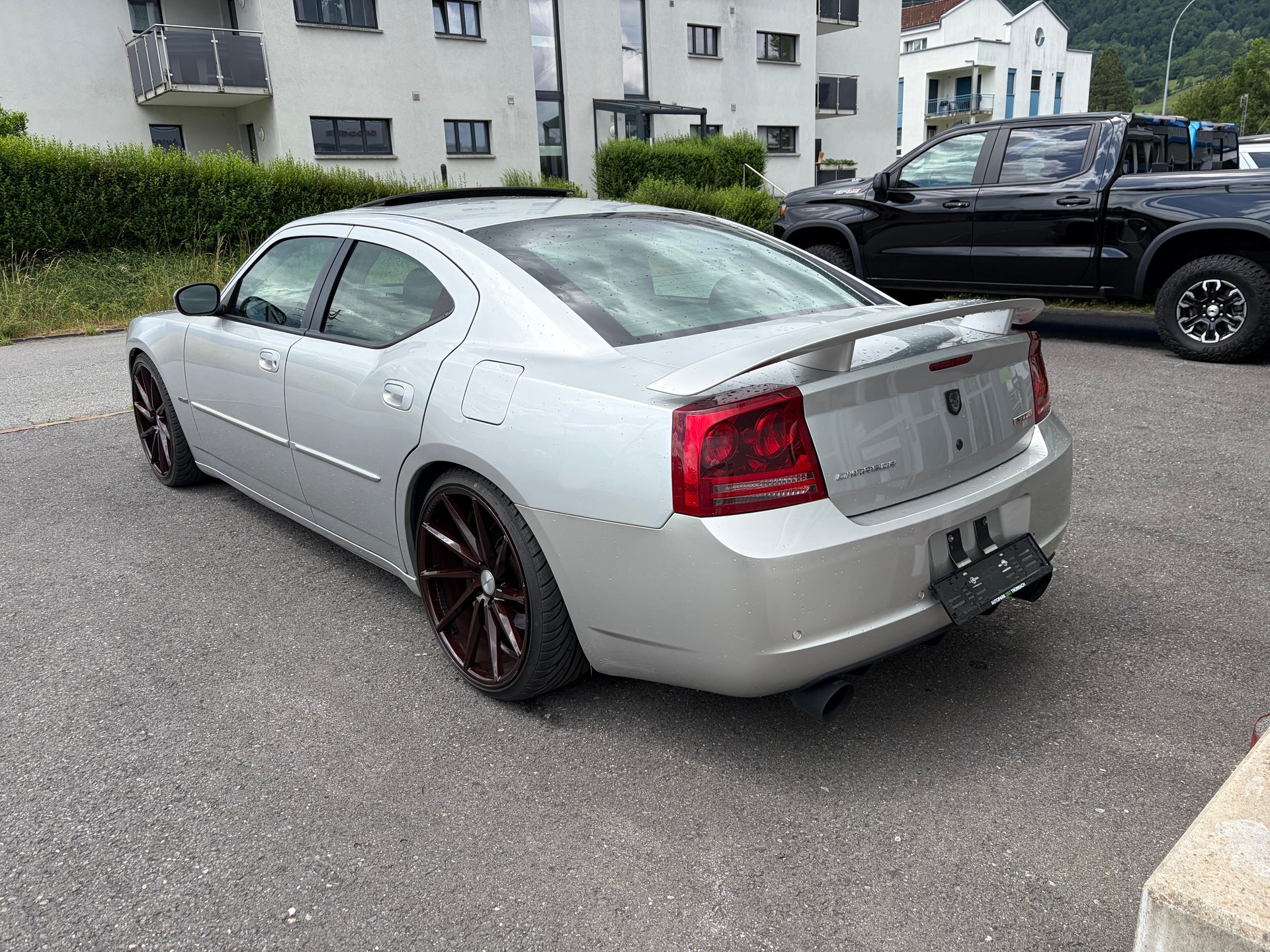 DODGE Charger SRT-8 / HEMI-V8-6,1-Liter-image-4