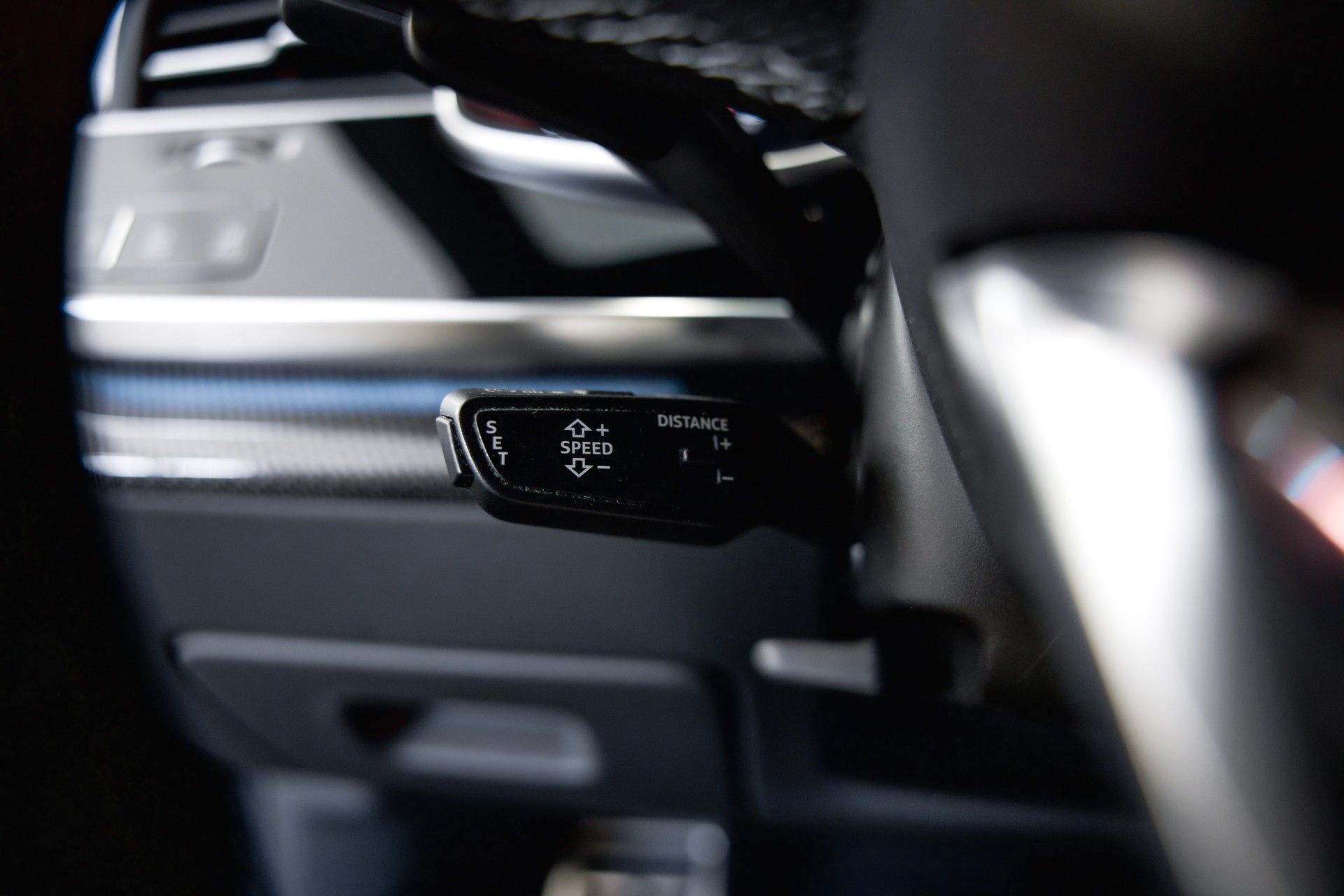AUDI SQ7 TFSI quattro tiptronic-image-25