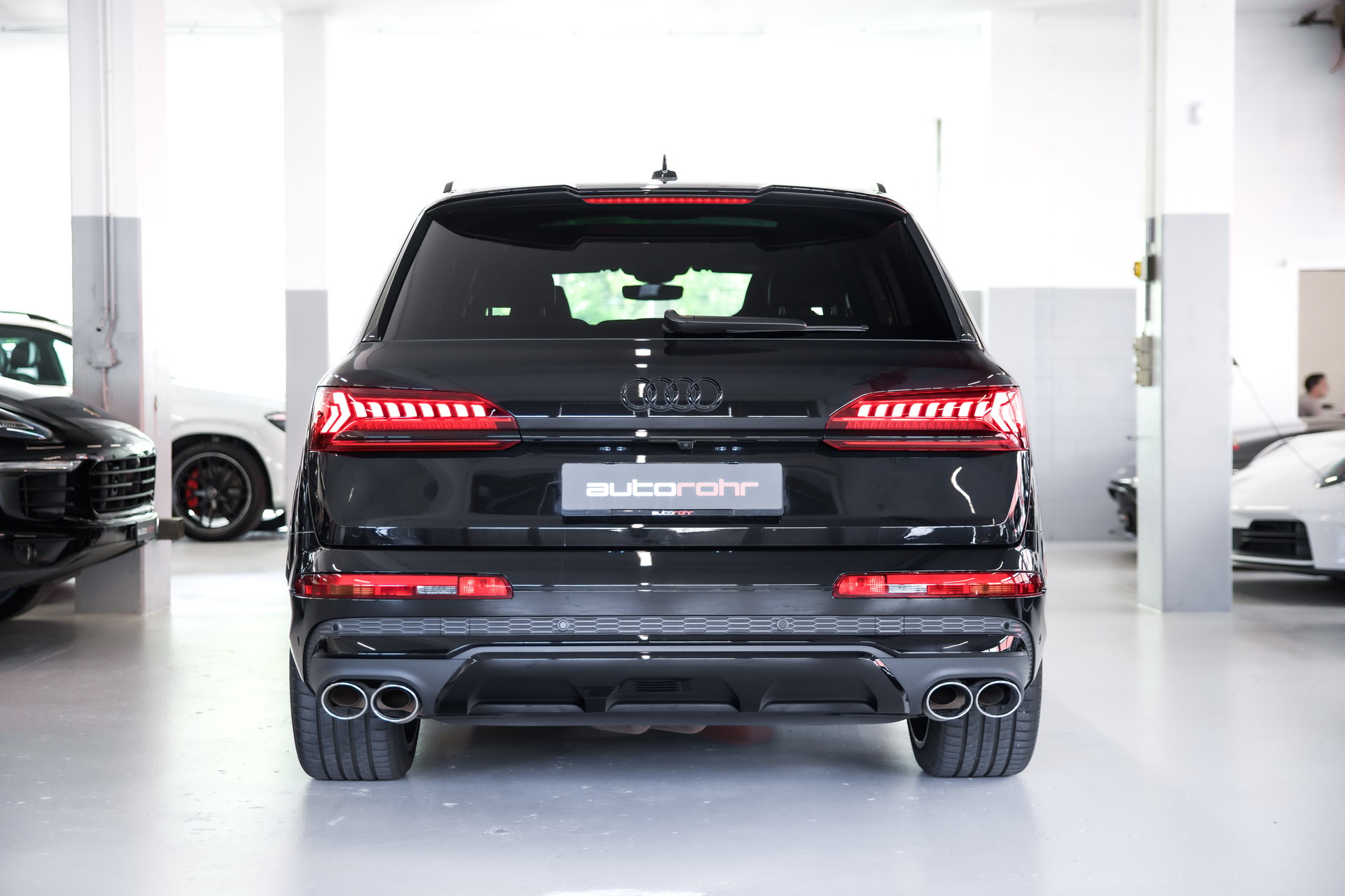 AUDI SQ7 TFSI quattro tiptronic-image-5