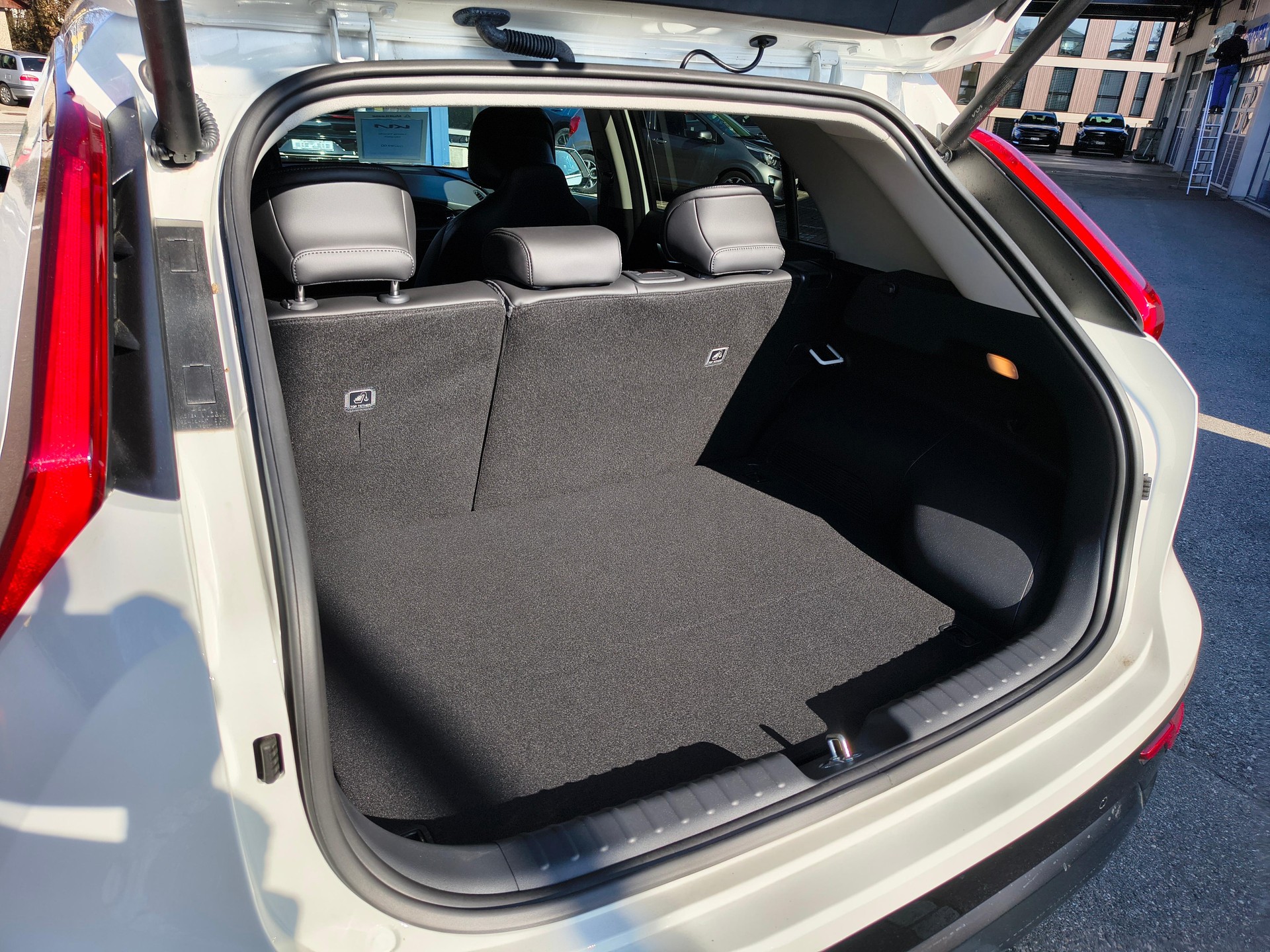 KIA Niro 1.6 GDi Plug-in Hybrid Style-image-8