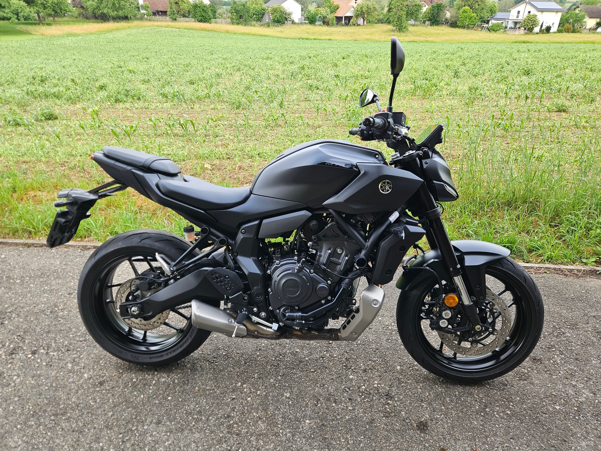 YAMAHA MT-07