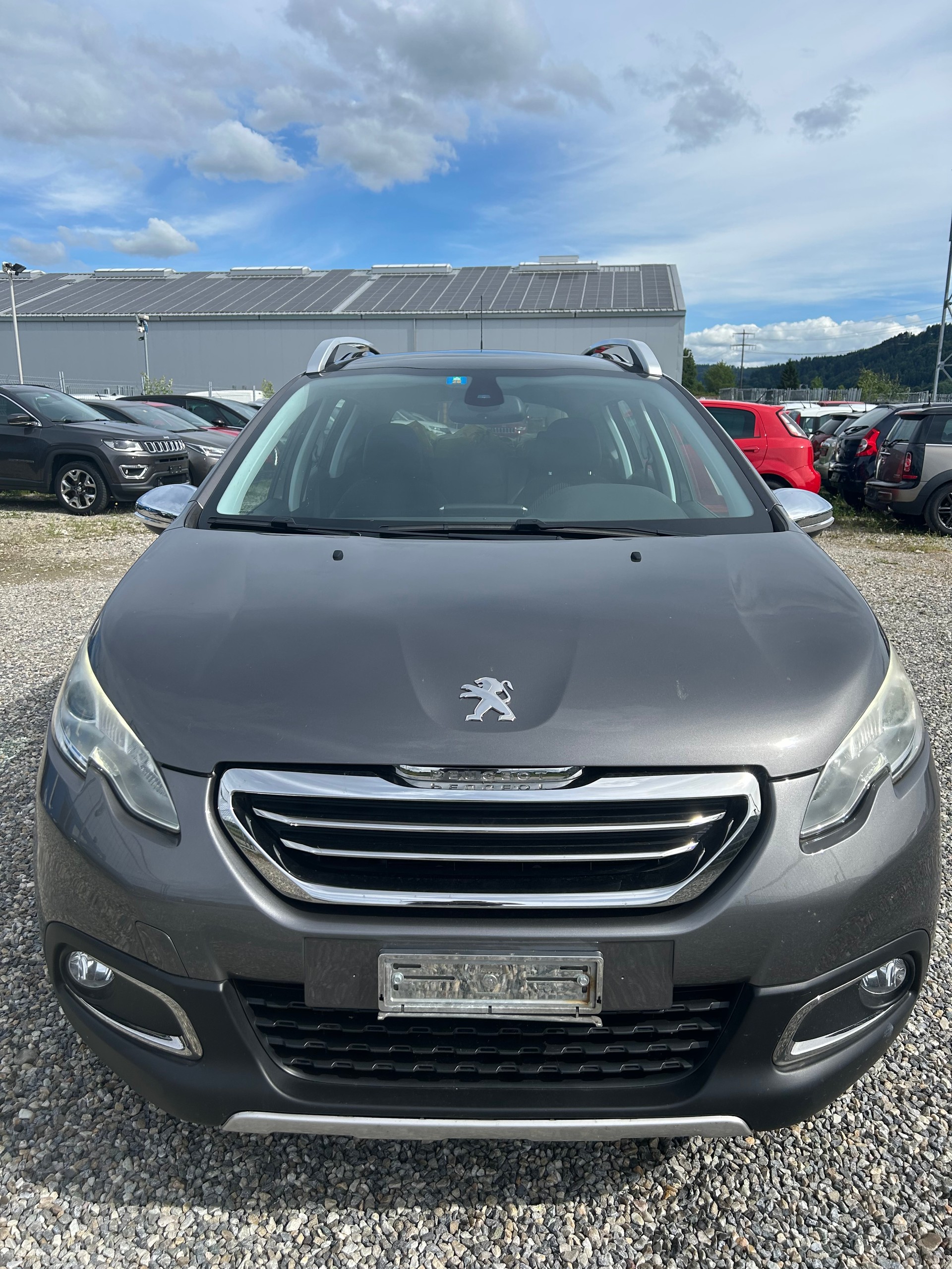 PEUGEOT 2008 1.2 PureTech Allure-image-1