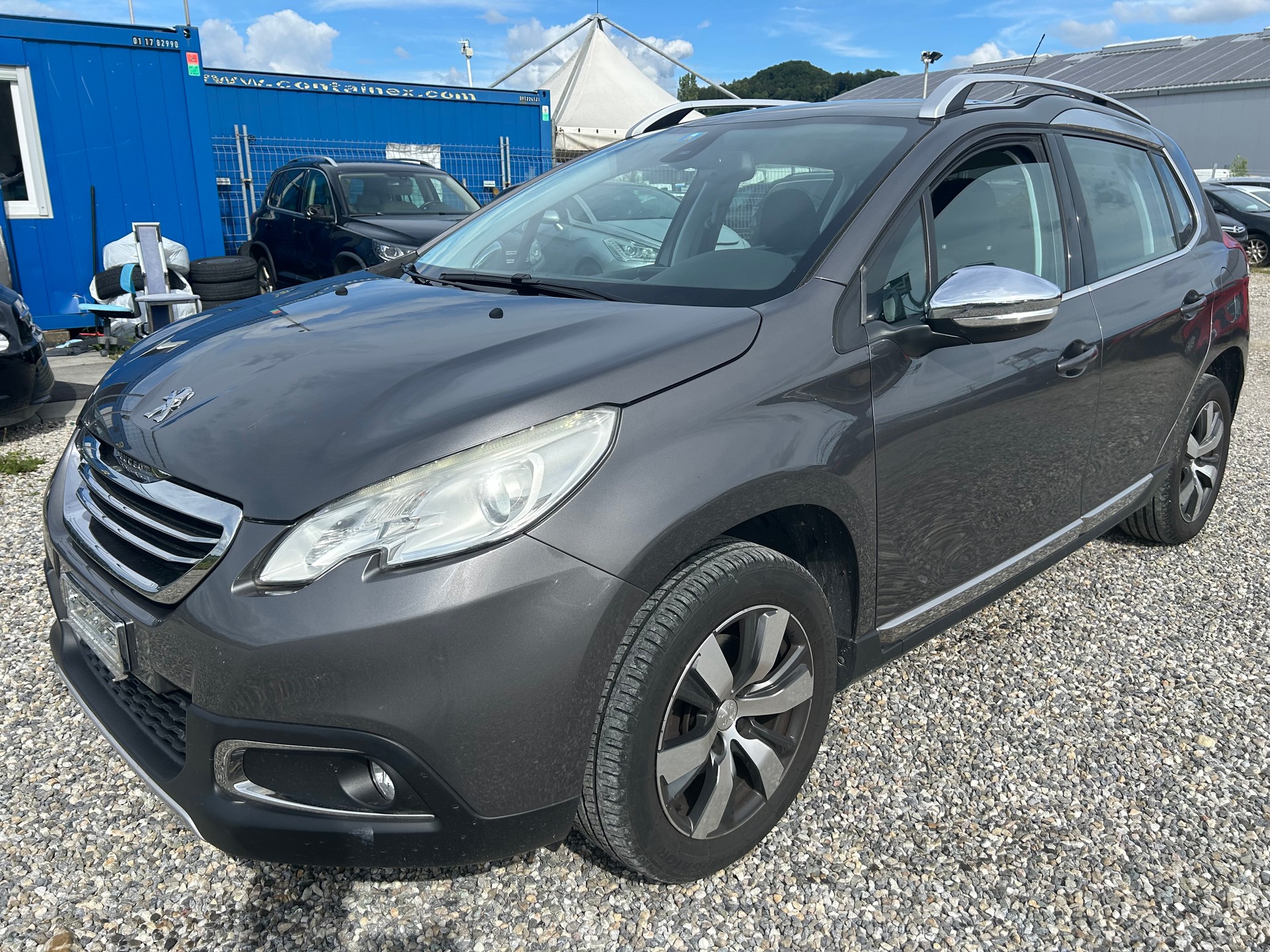 PEUGEOT 2008 1.2 PureTech Allure-image-0
