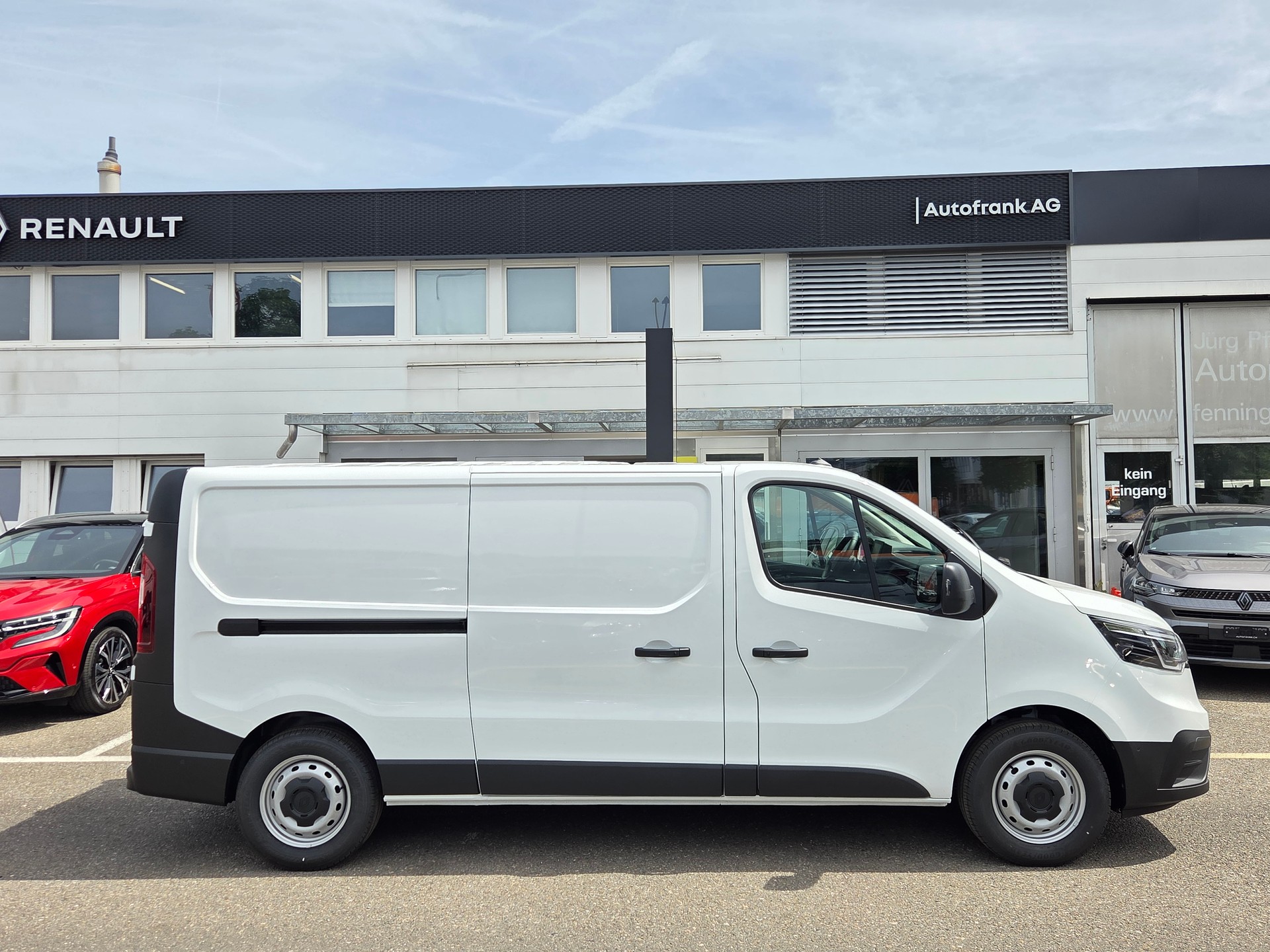 RENAULT Trafic Kaw. 3.0 t L2 H1 2.0 dCi Blue 150 Advance-image-1