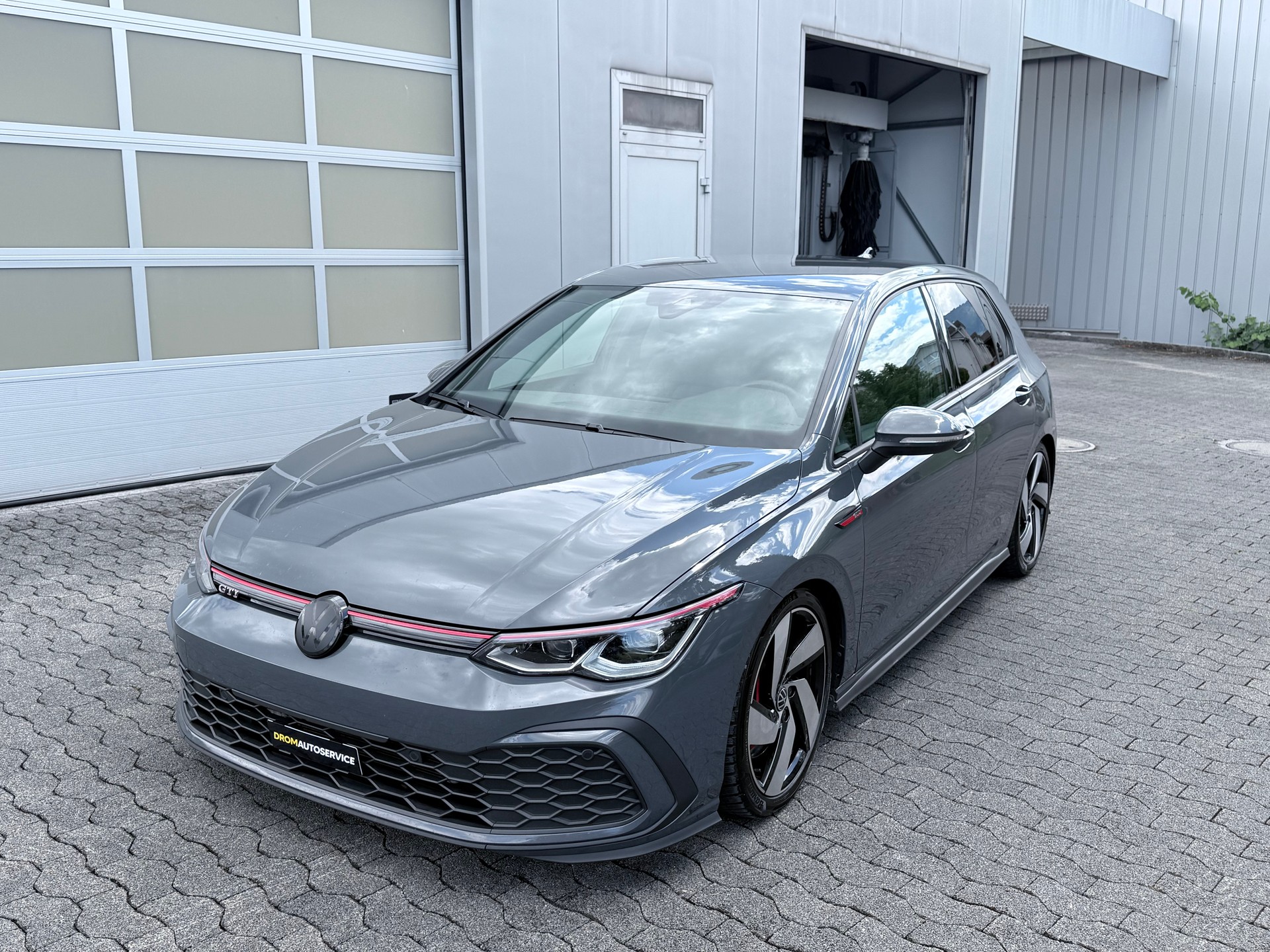 VW Golf 2.0 TSI GTI DSG-image-4