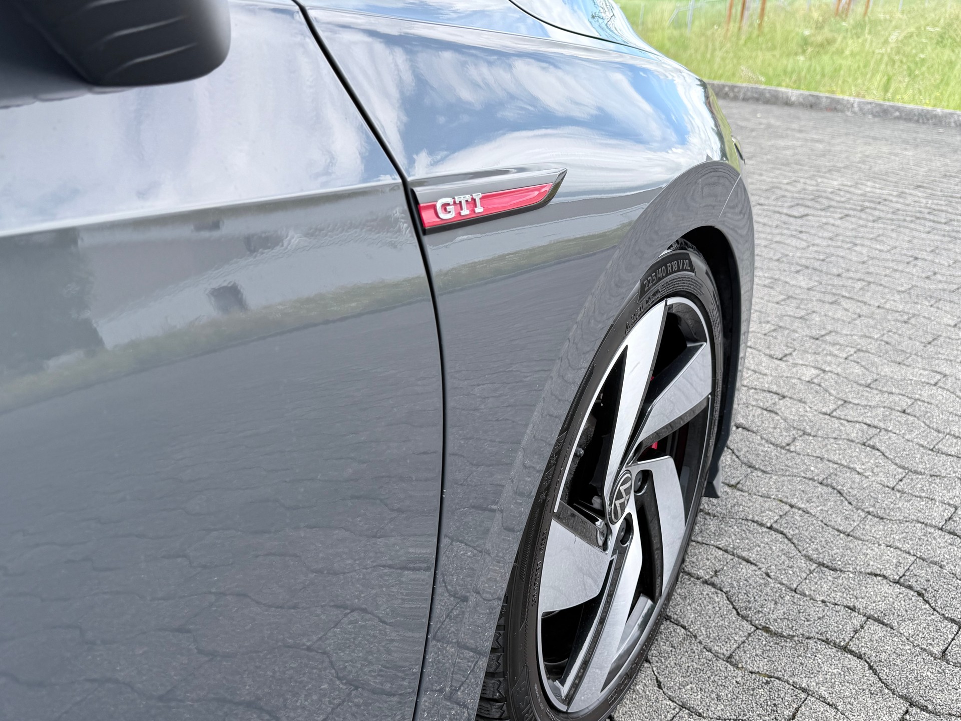 VW Golf 2.0 TSI GTI DSG-image-8