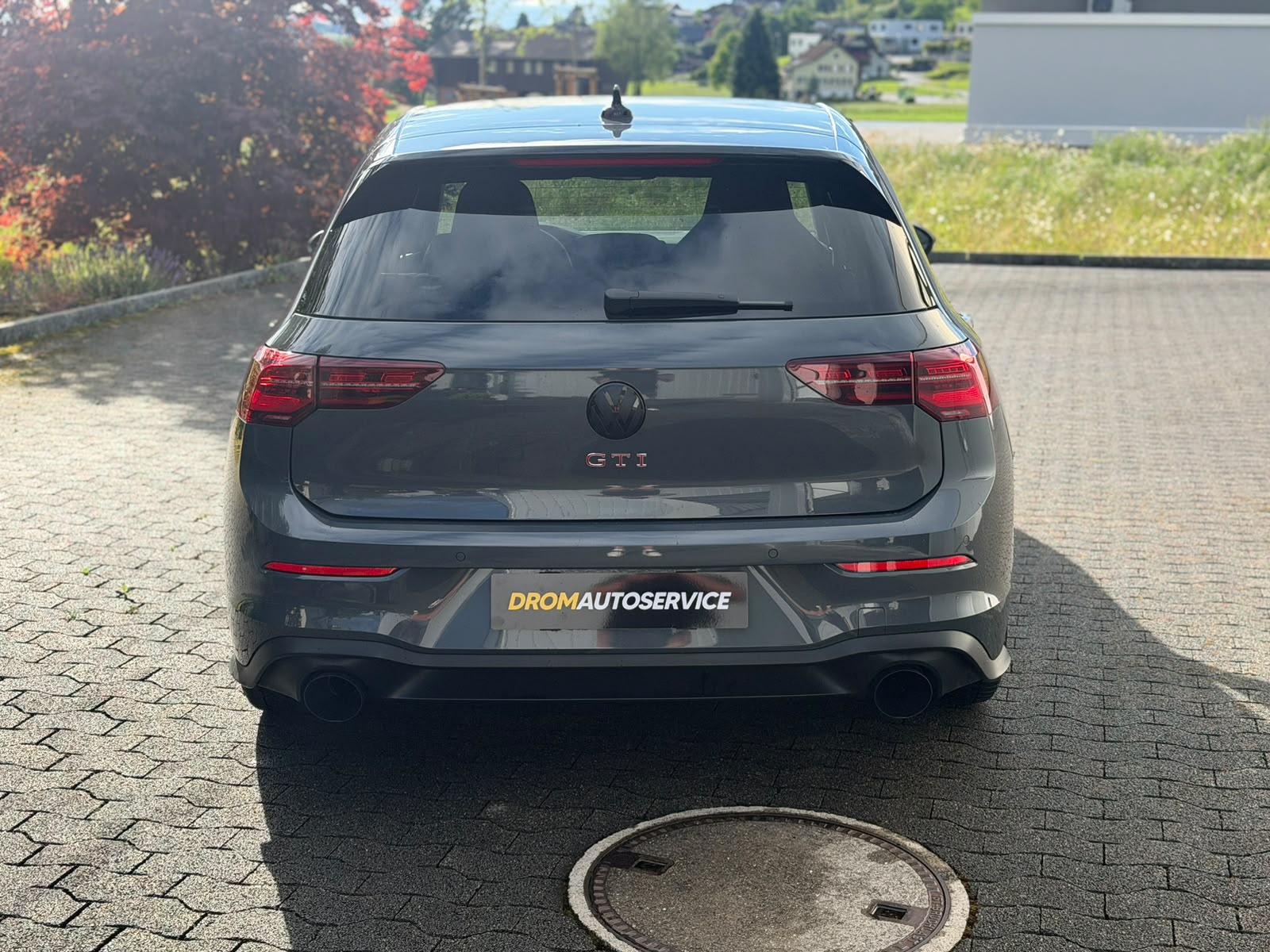VW Golf 2.0 TSI GTI DSG-showroom-element-3