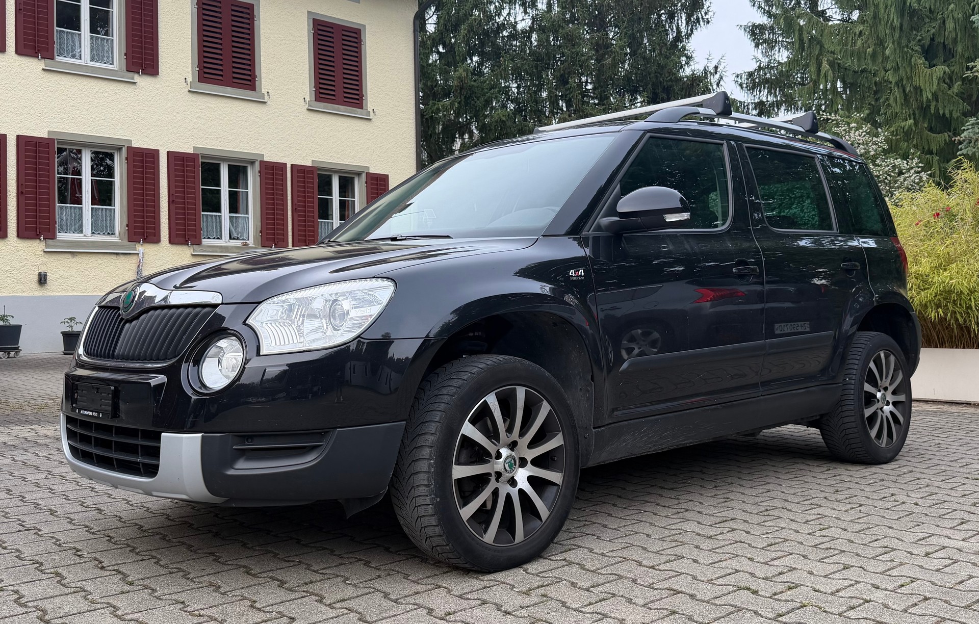 SKODA Yeti 2.0 TDI Ambition 4x4 DSG-image-2
