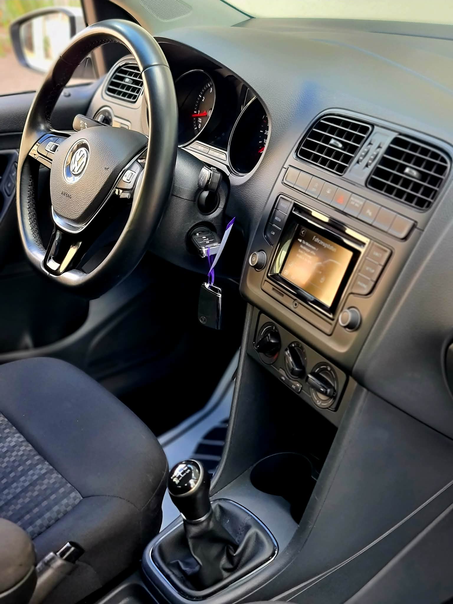VW Polo 1.0 BMT Trendline-image-13