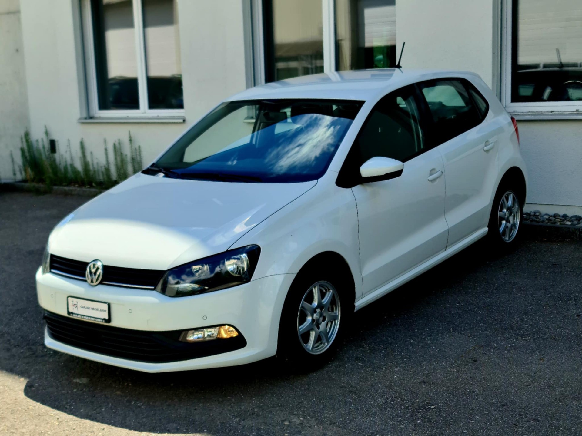 VW Polo 1.0 BMT Trendline-image-4