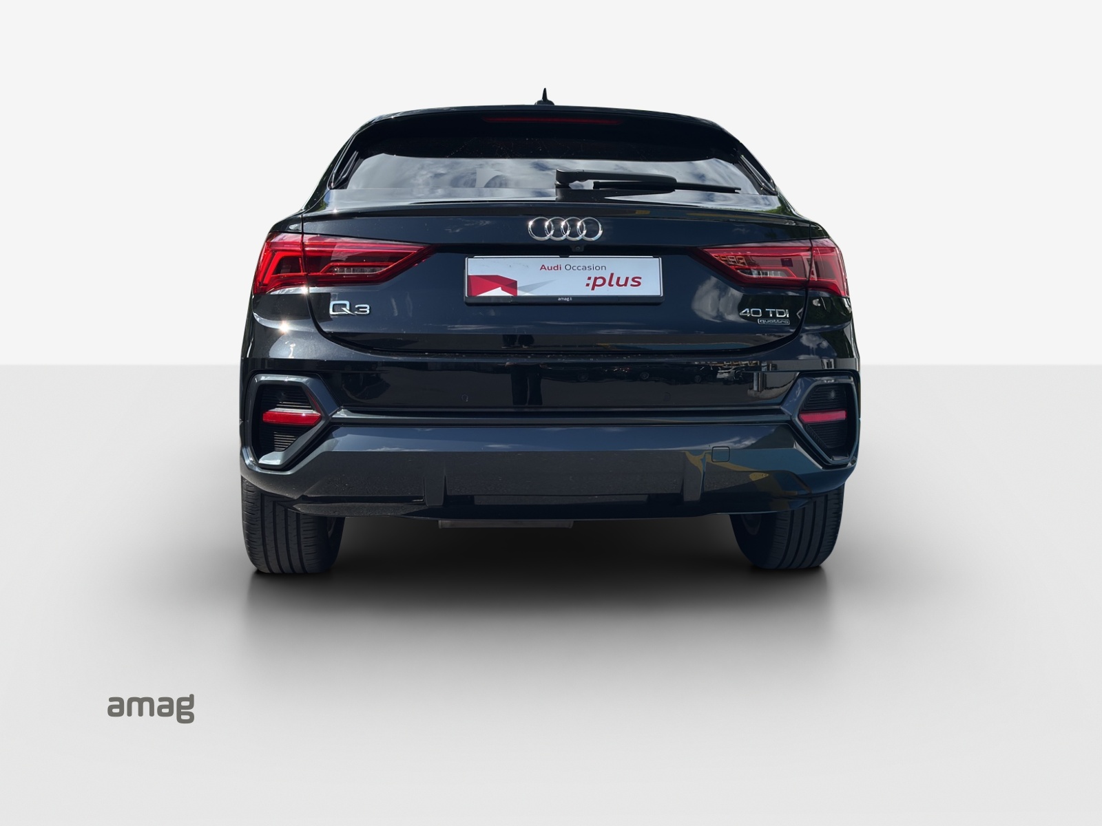 AUDI Q3 Sportback 40 TDI quattro S-tronic-image-3