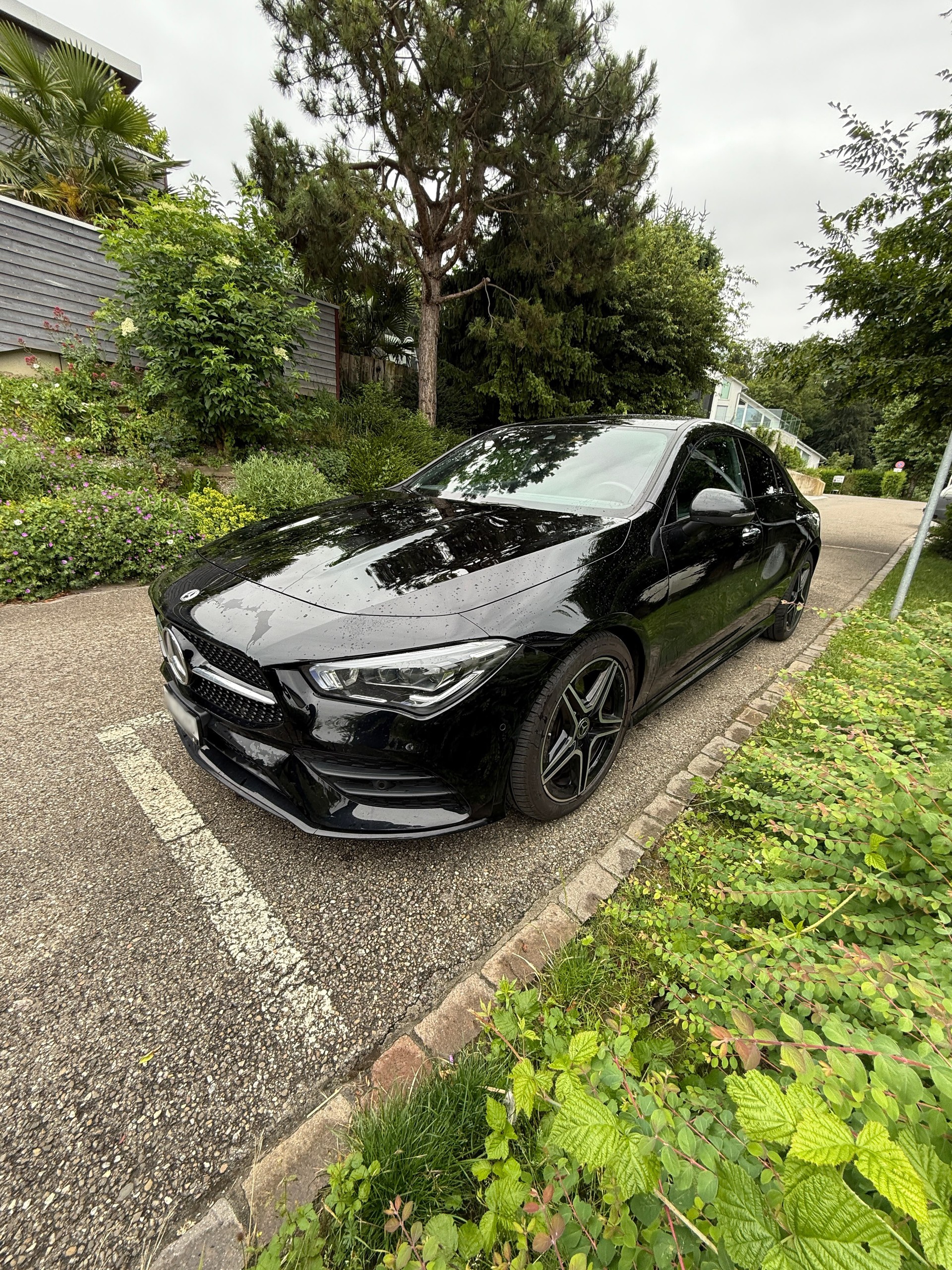 MERCEDES-BENZ CLA 250 AMG Line 4matic-image-0