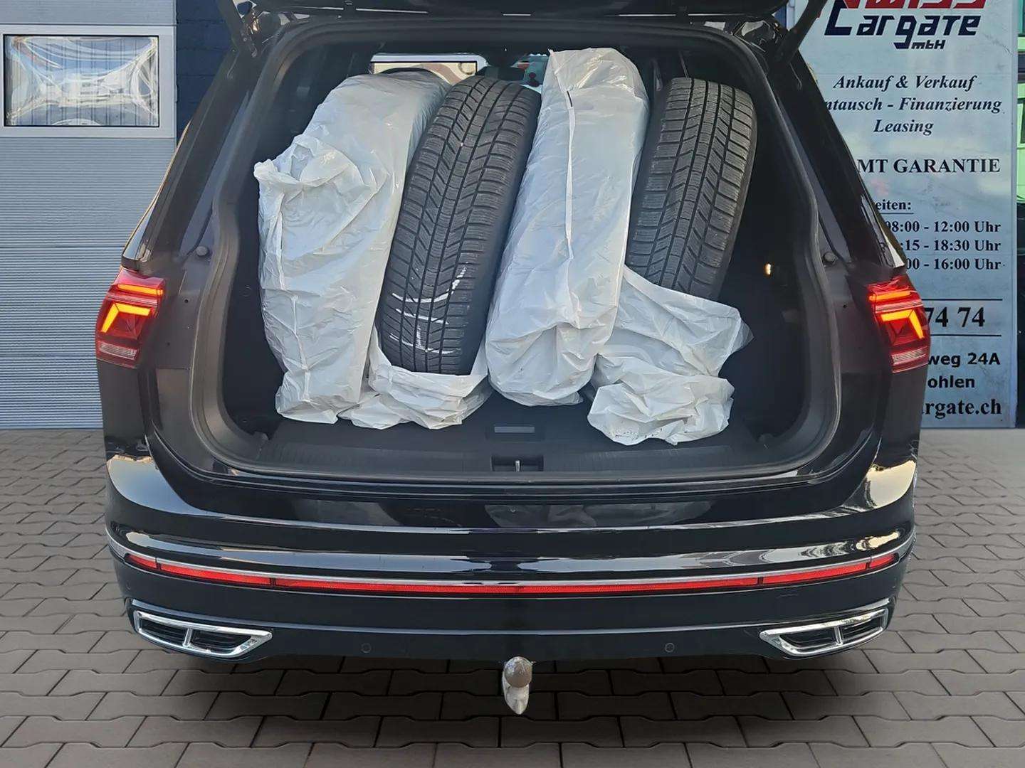VW Tiguan Allspace 2.0 TDI SCR R-Line 4Motion DSG mit El. Ledersitze & AHK + Werksgarantie-image-14