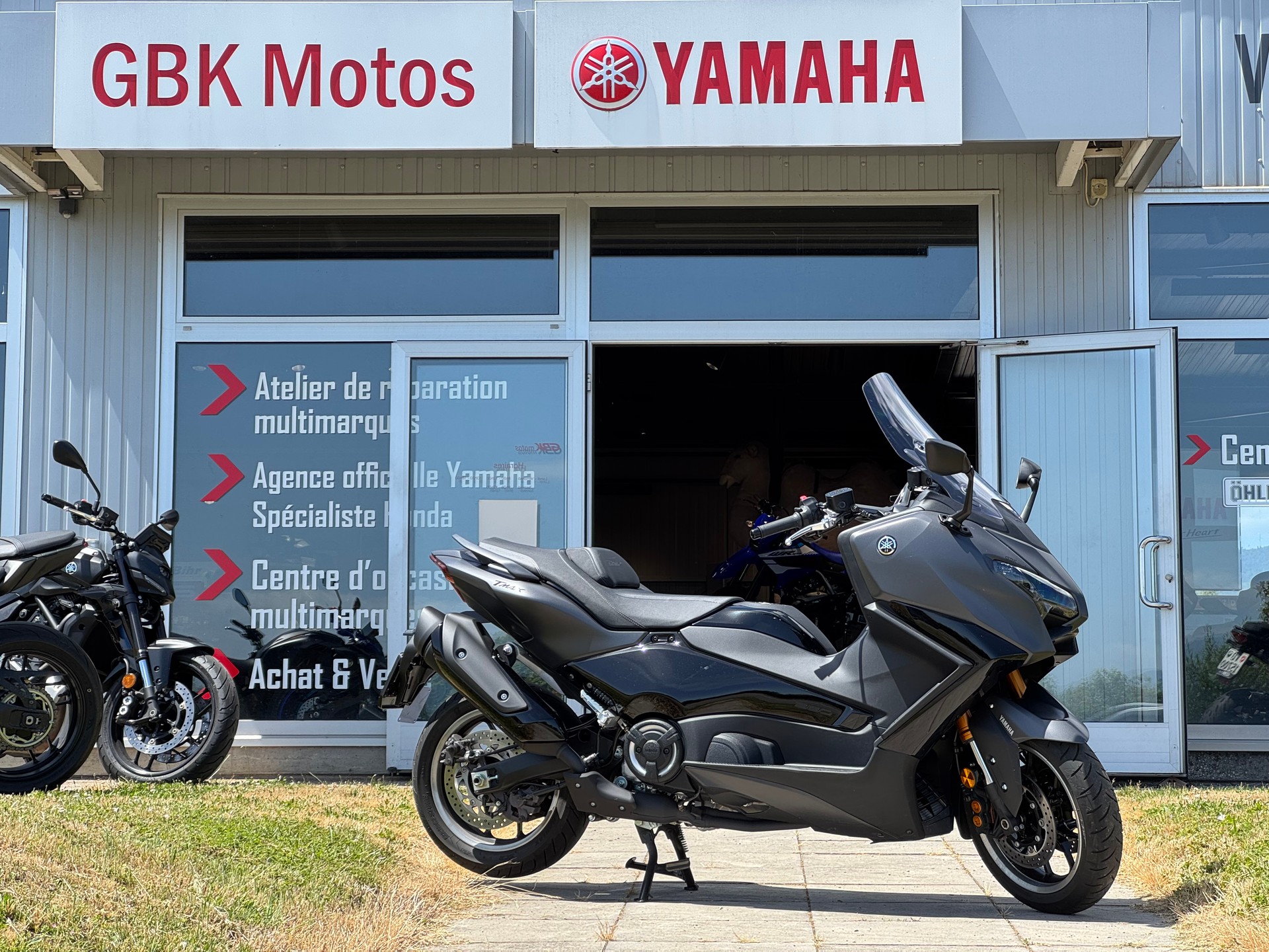 YAMAHA T-MAX Tech-Max XP 560