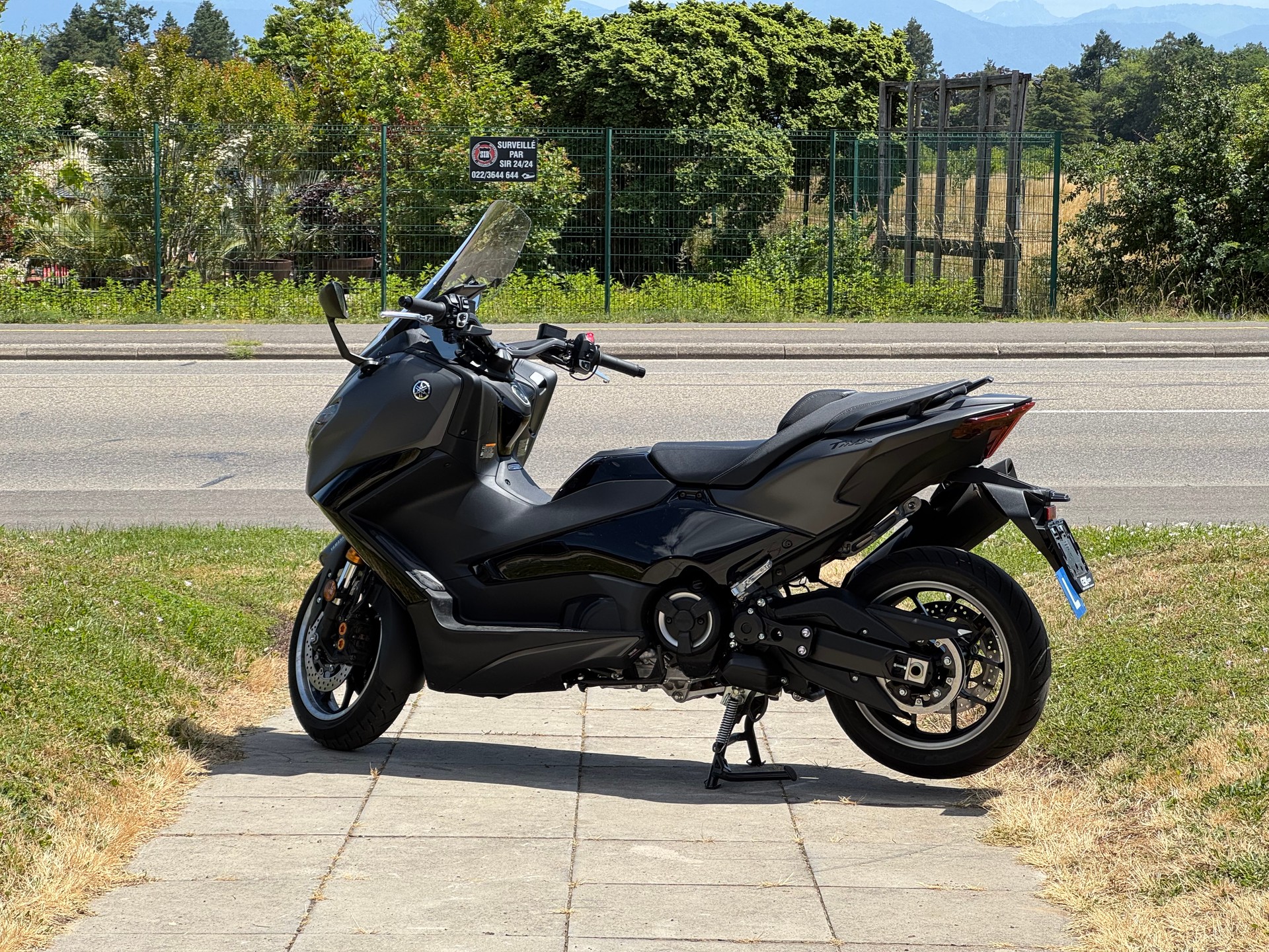 YAMAHA T-MAX Tech-Max XP 560-showroom-element-3