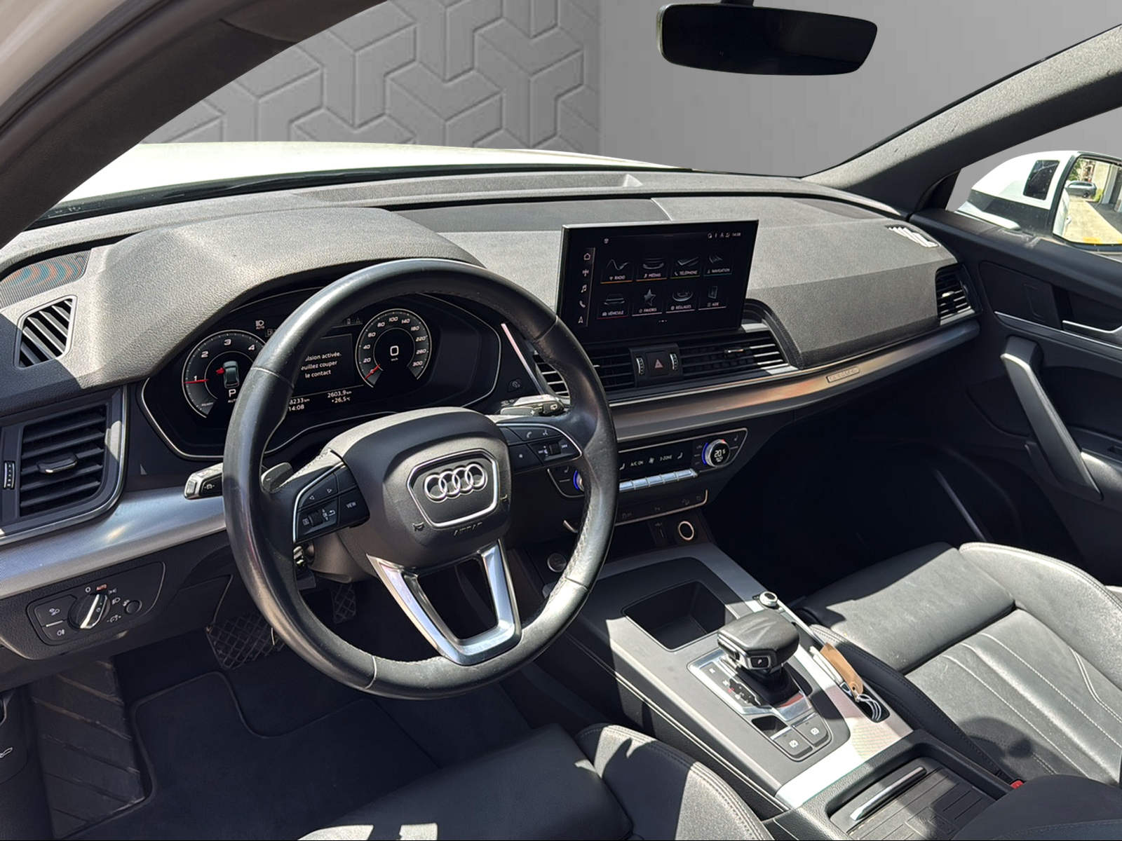 AUDI Q5 Sportback 40 TDI advanced quattro S-tronic-image-11