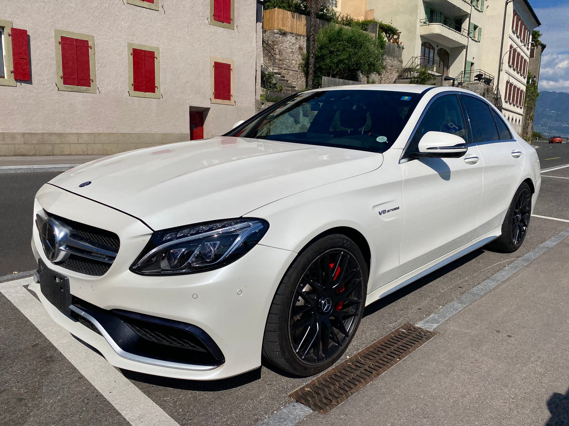 MERCEDES-BENZ C 63 S AMG-image-1
