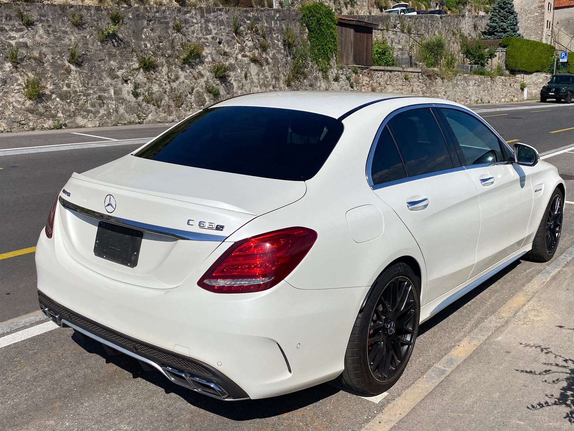 MERCEDES-BENZ C 63 S AMG-image-2