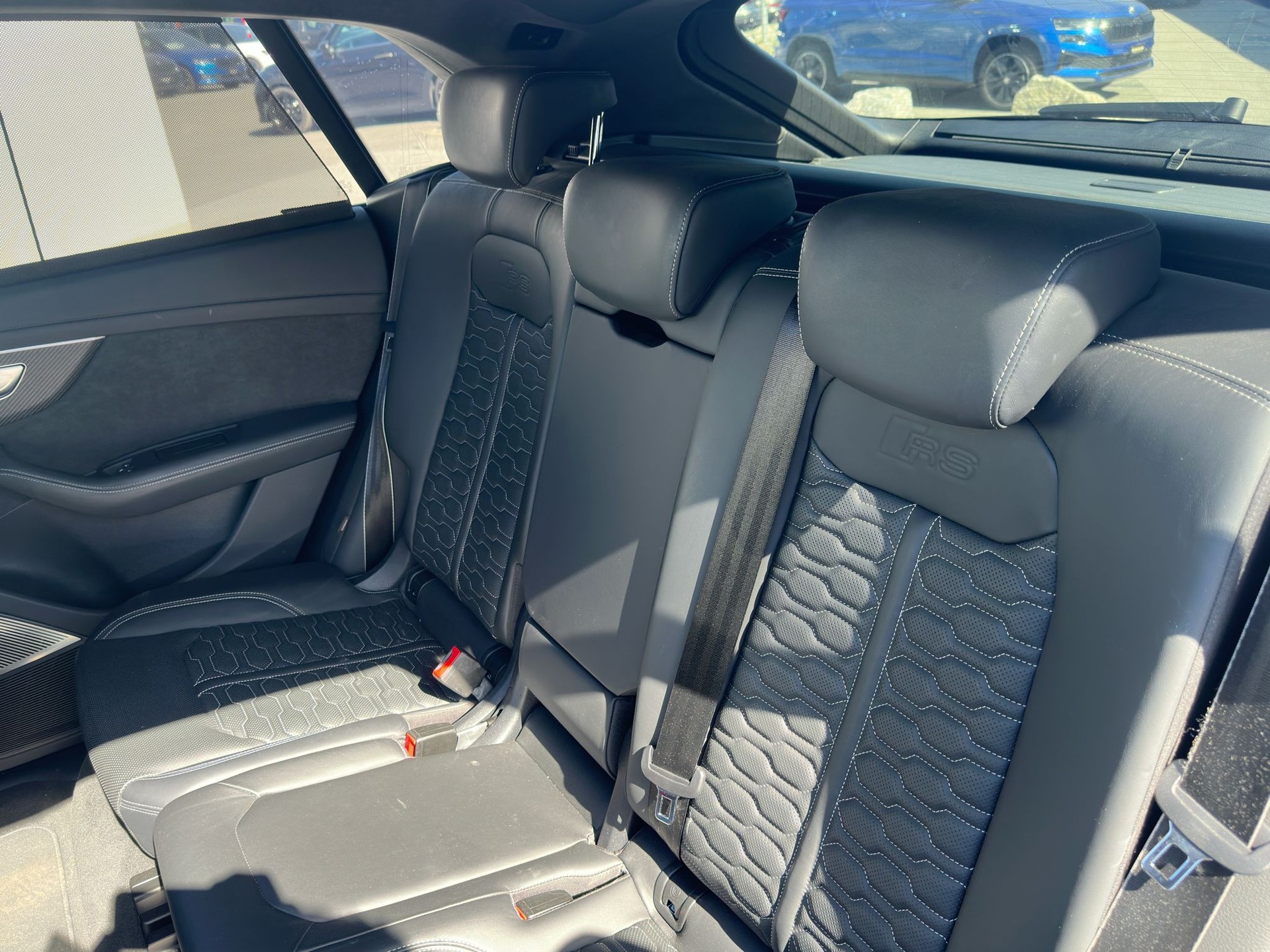 AUDI RSQ8 quattro tiptronic-image-10