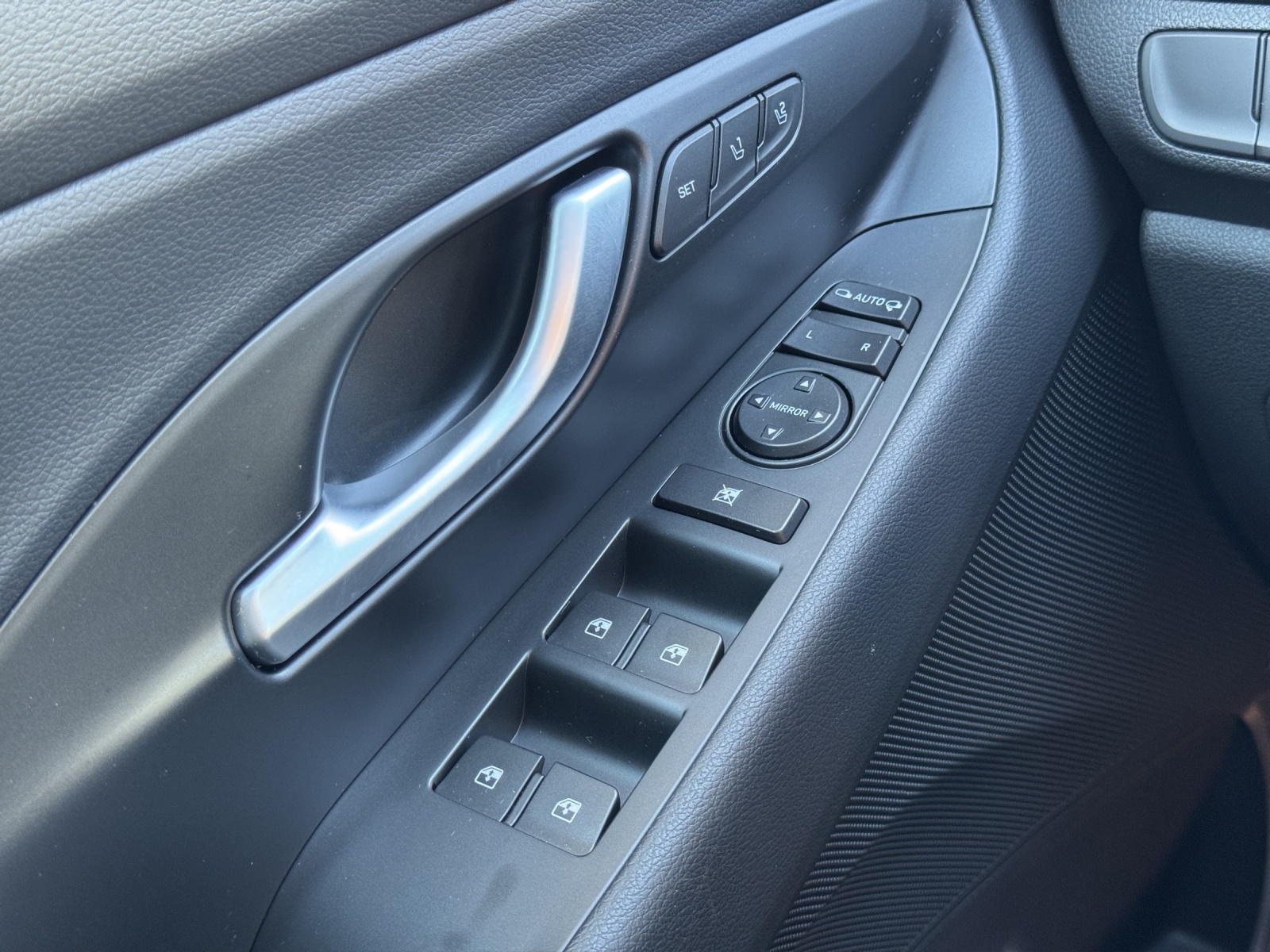 HYUNDAI i30 1.4 T-GDi Launch Plus-image-11