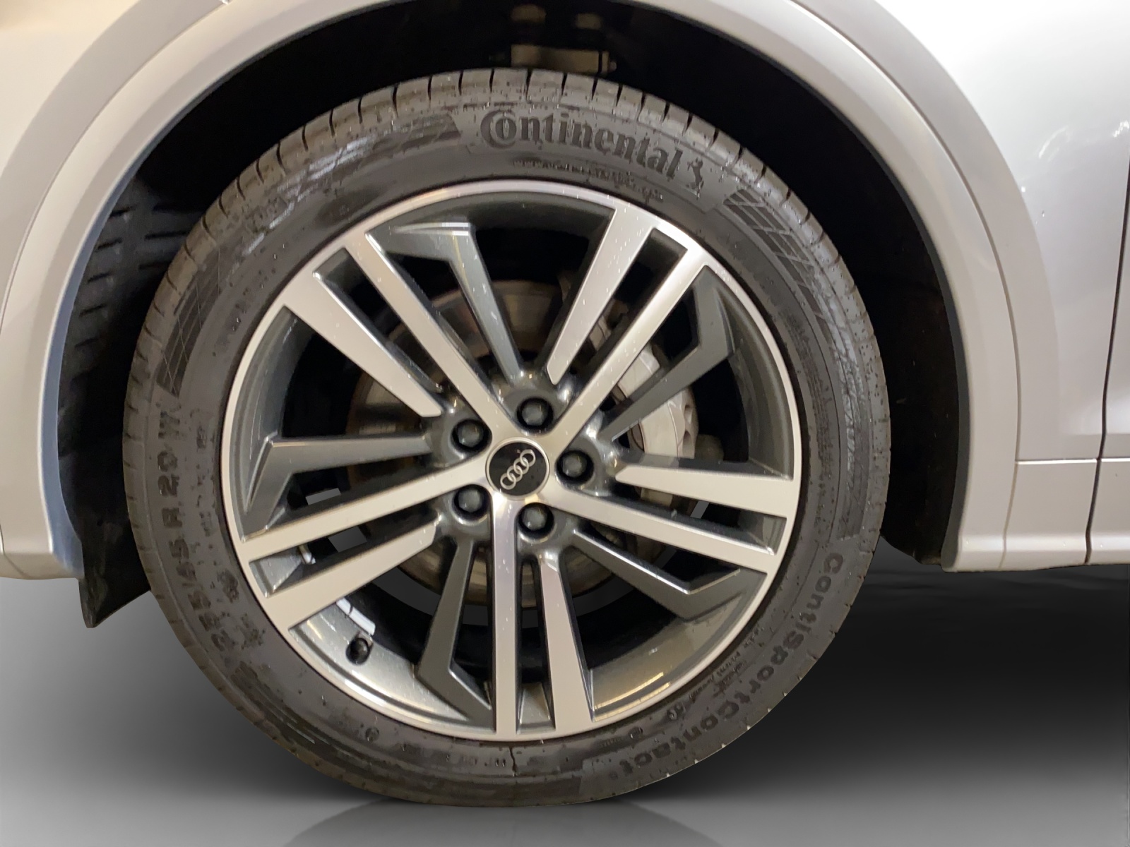 AUDI Q5 55 TFSI e sport quattro-image-16