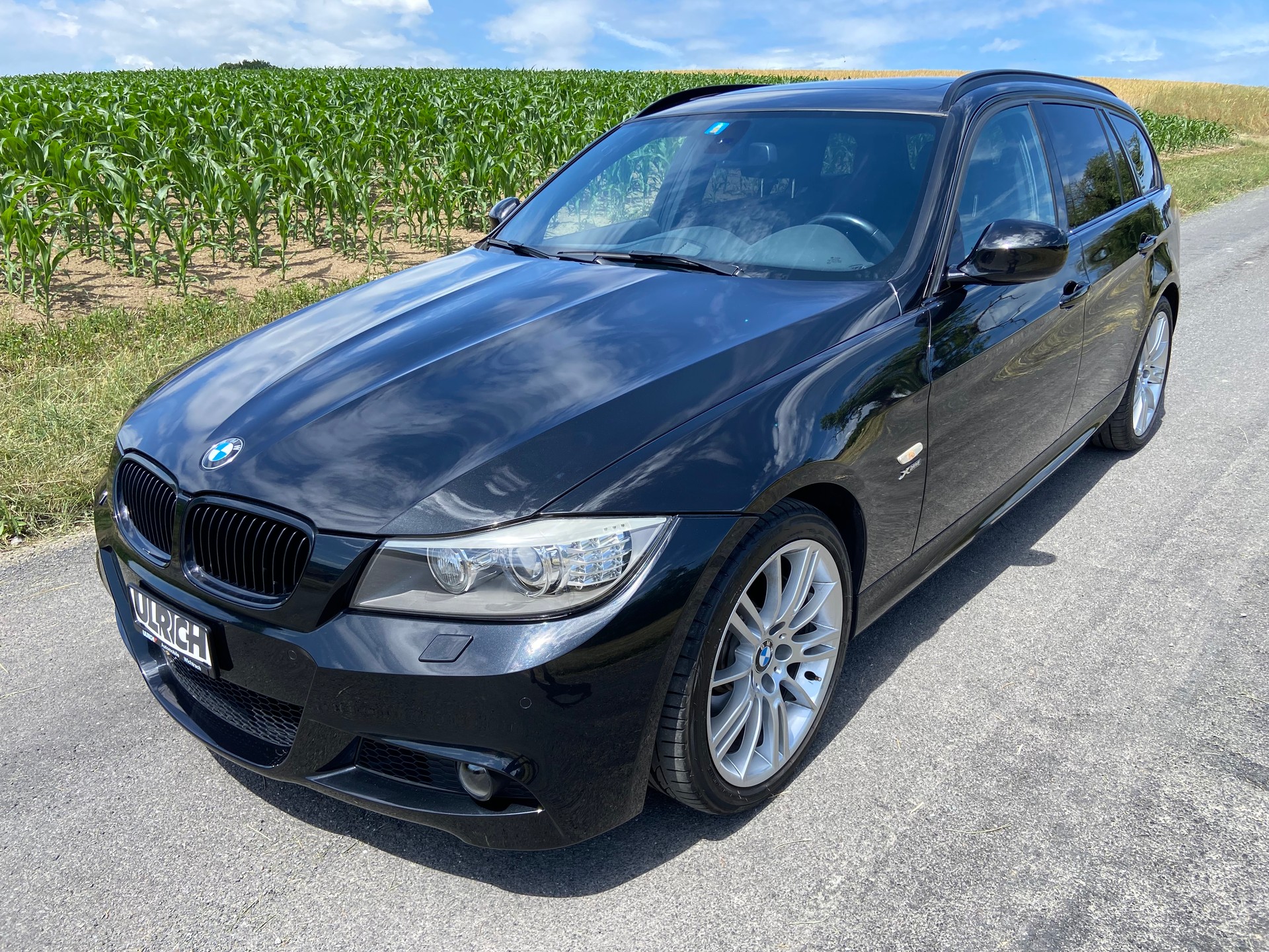 BMW 335i xDrive Touring Steptronic M Sport-image-1