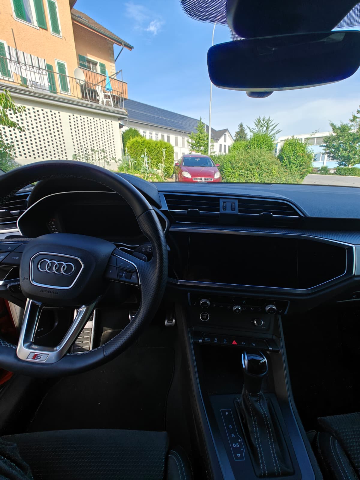AUDI 1.5 35 TFSI S line Attraction S-Tronic-image-4