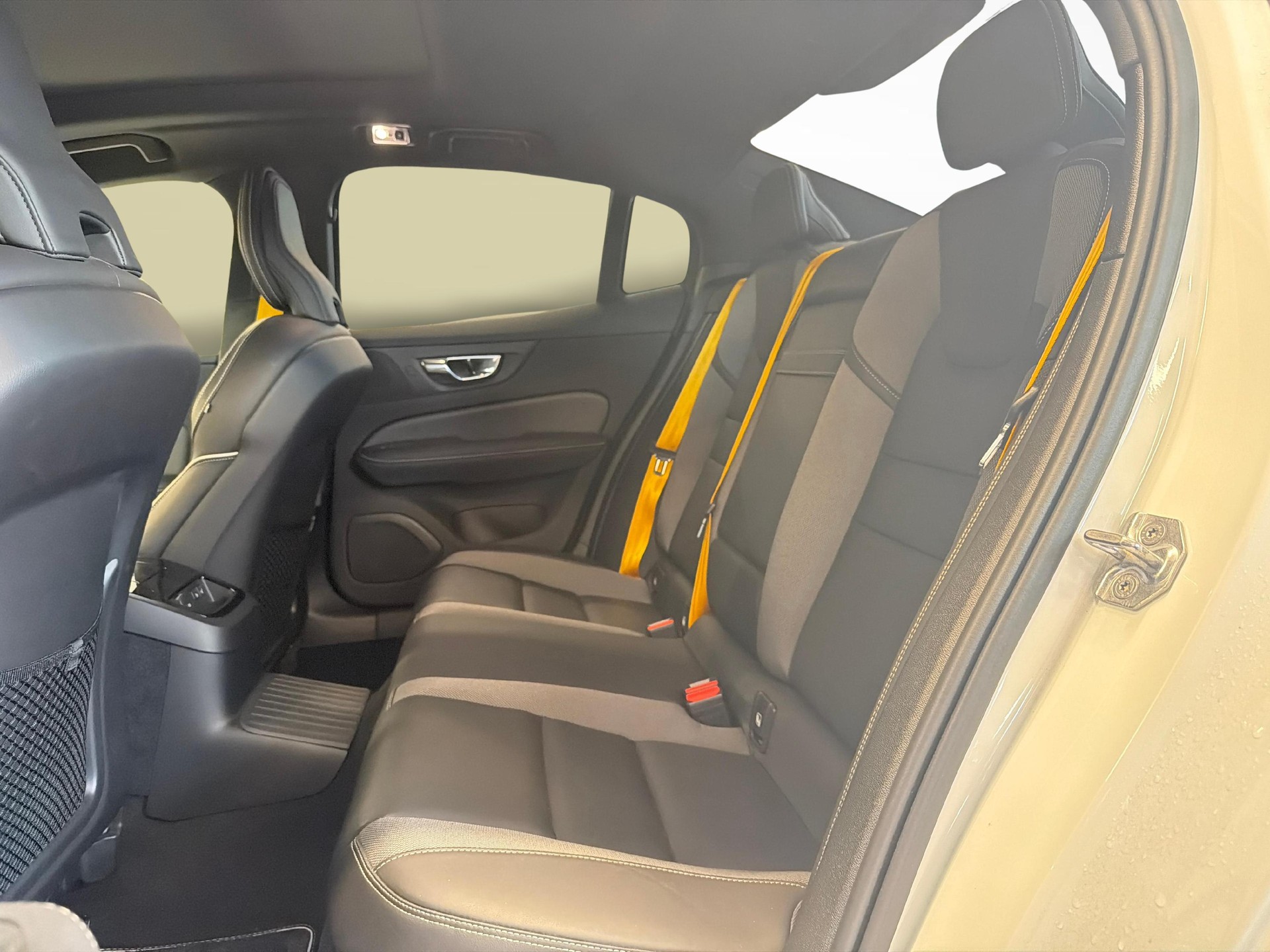 VOLVO S60 2.0 T8 TE Polestar eAWD - Ruote invernali incluse-image-12