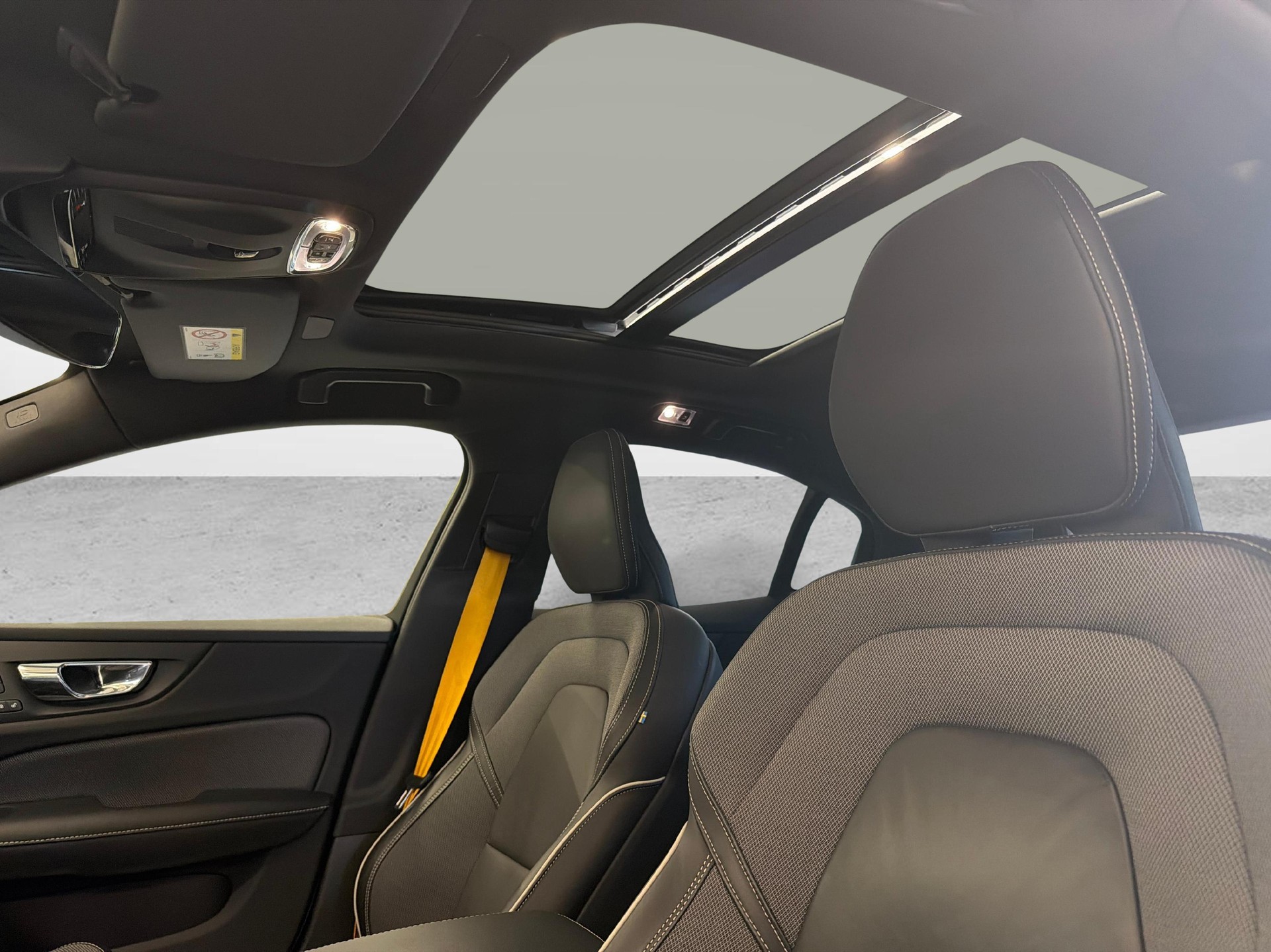 VOLVO S60 2.0 T8 TE Polestar eAWD - Ruote invernali incluse-image-10