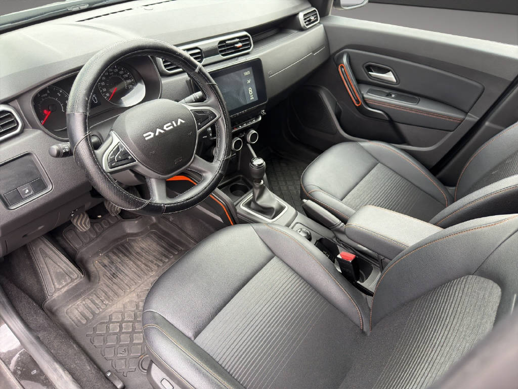 DACIA Duster 1.3 TCe 150 Extreme 4WD-image-7