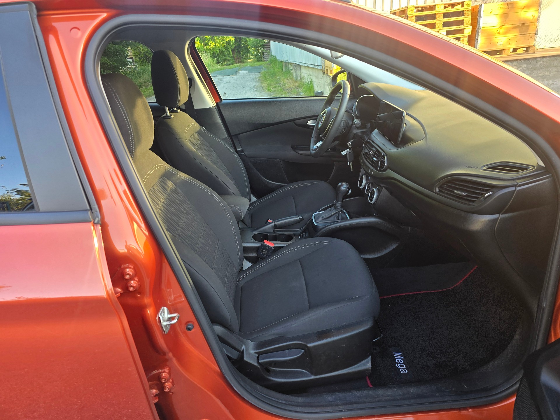 FIAT Tipo 1.5 Hybrid Station Wagon City Life-image-10