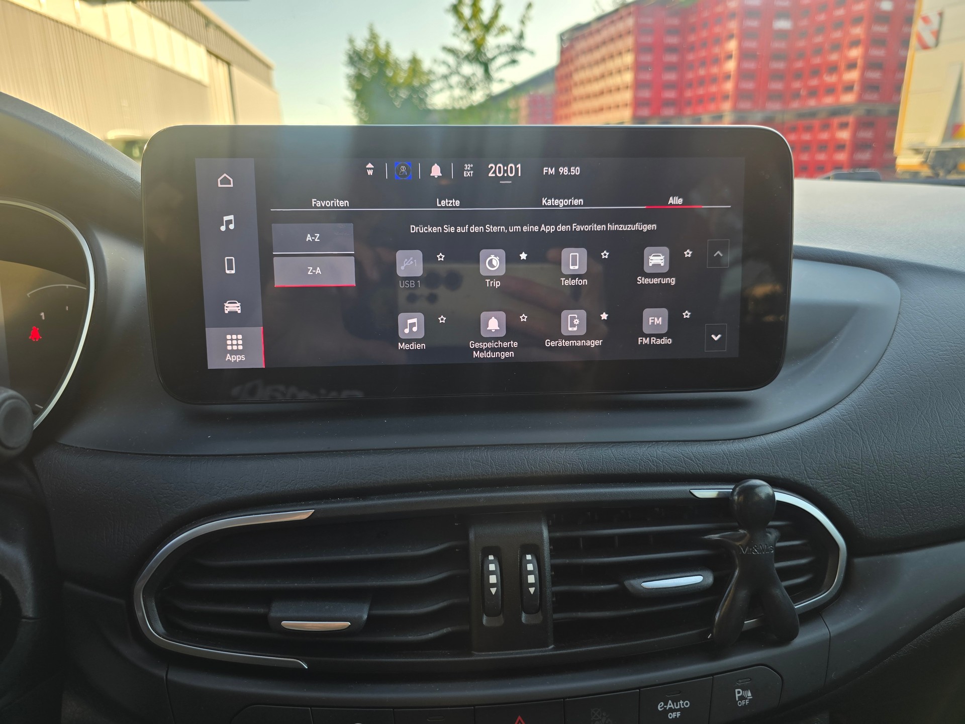 FIAT Tipo 1.5 Hybrid Station Wagon City Life-image-26