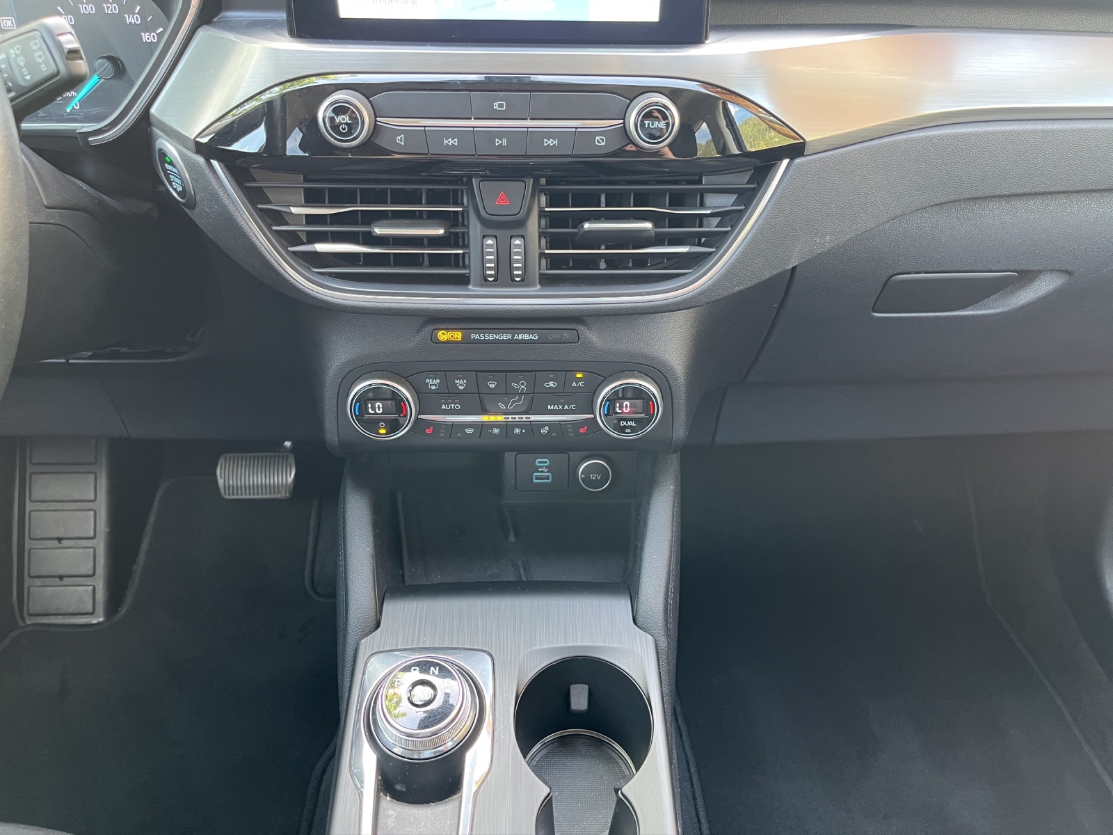 FORD Kuga 2.0 TDCi EcoBlue Titanium X 4WD-image-12