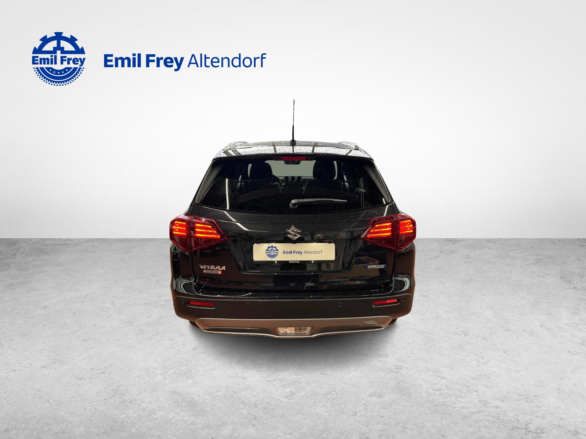 SUZUKI Vitara 1.4 T Sakura Top Hybrid 4x4-image-3