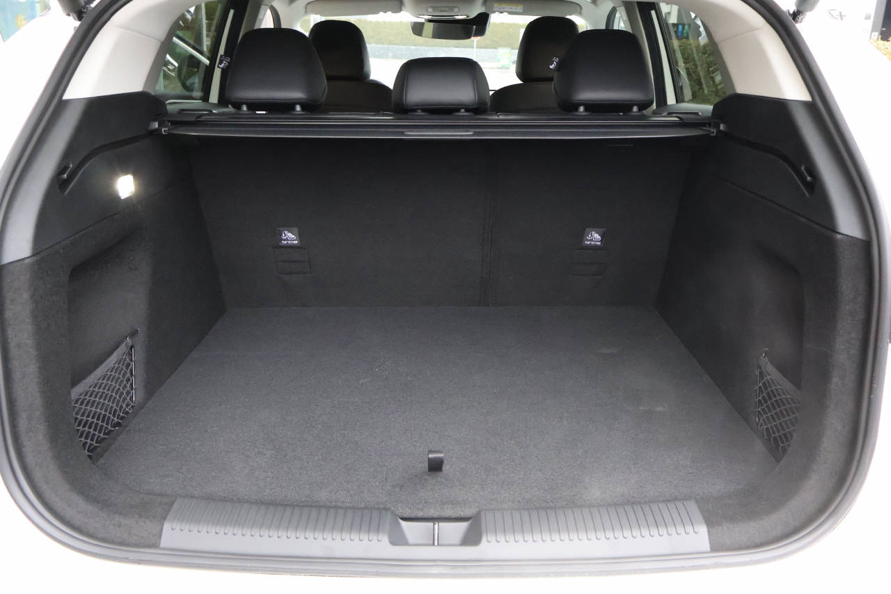 MG HS 1.5 Hybrid Luxury-image-13