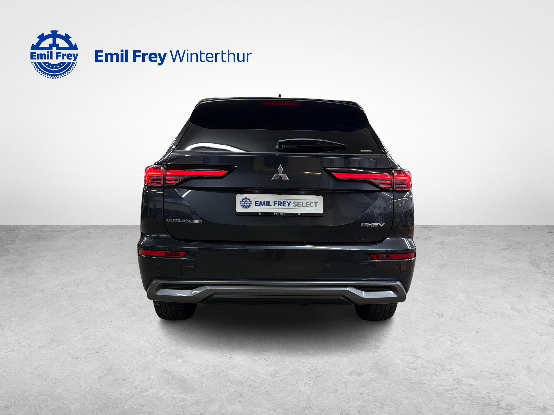 MITSUBISHI Outlander 2.4 PHEV Instyle 4x4-image-3